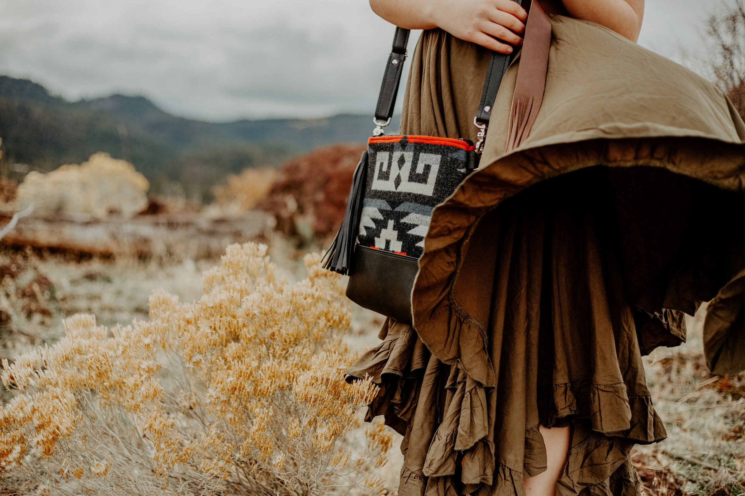 https://i.etsystatic.com/7688207/r/il/bb5db6/3811236306/il_fullxfull.3811236306_qqdf.jpg