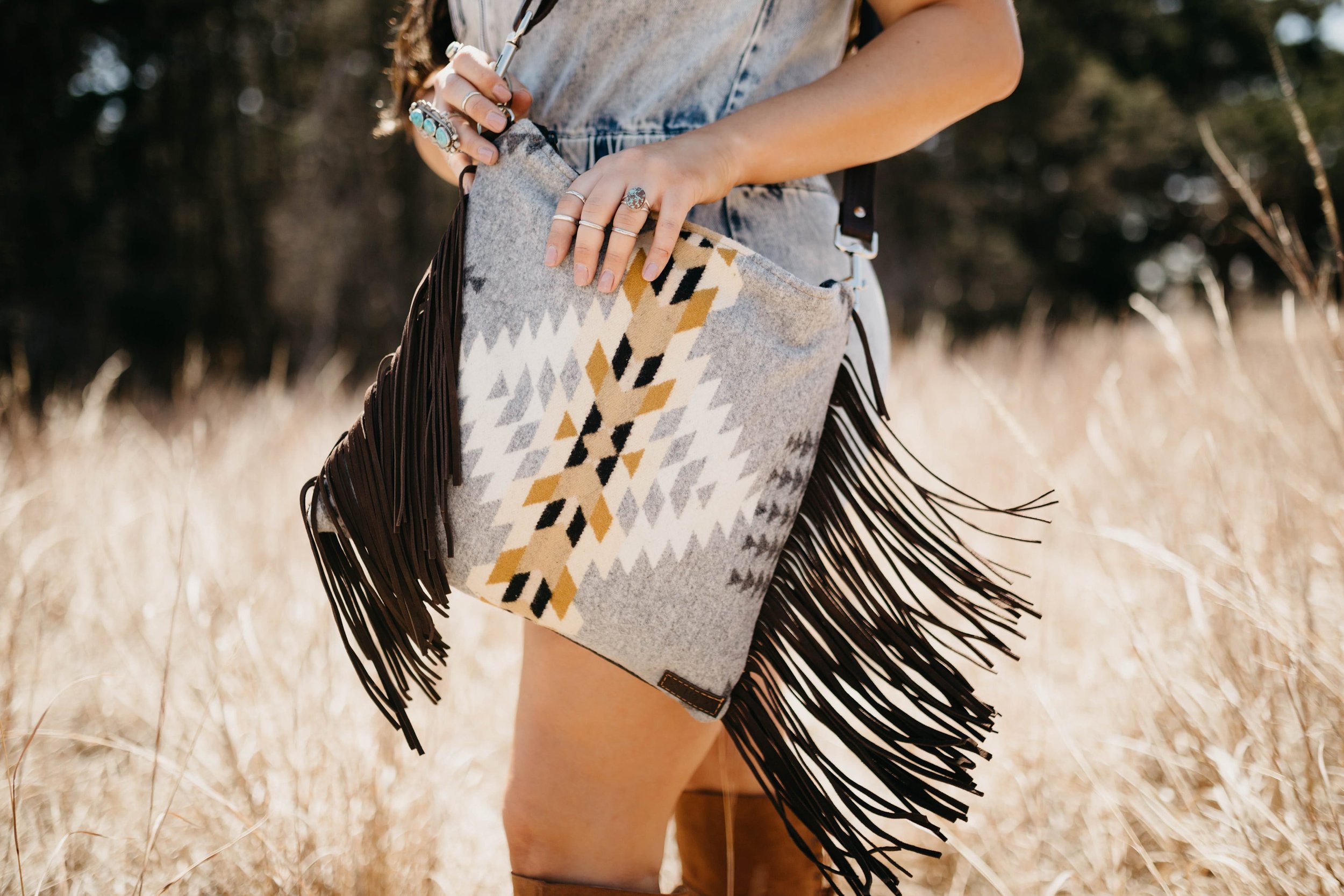 Native American Artisan Handmade Leather Fringe Purse / Crossbody Bag NWOT