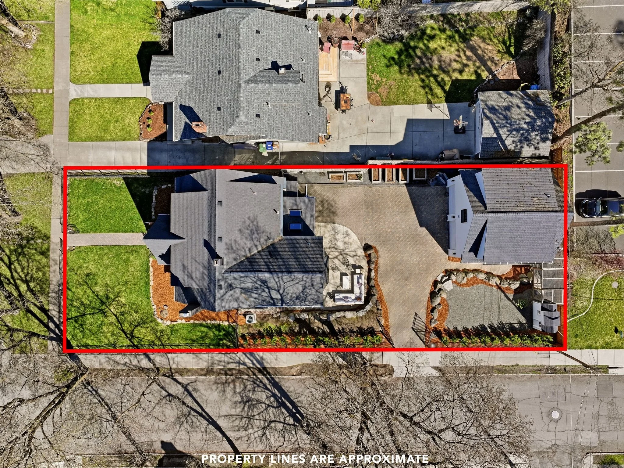 Inside-Media-Manito-107-Property Lines.jpg