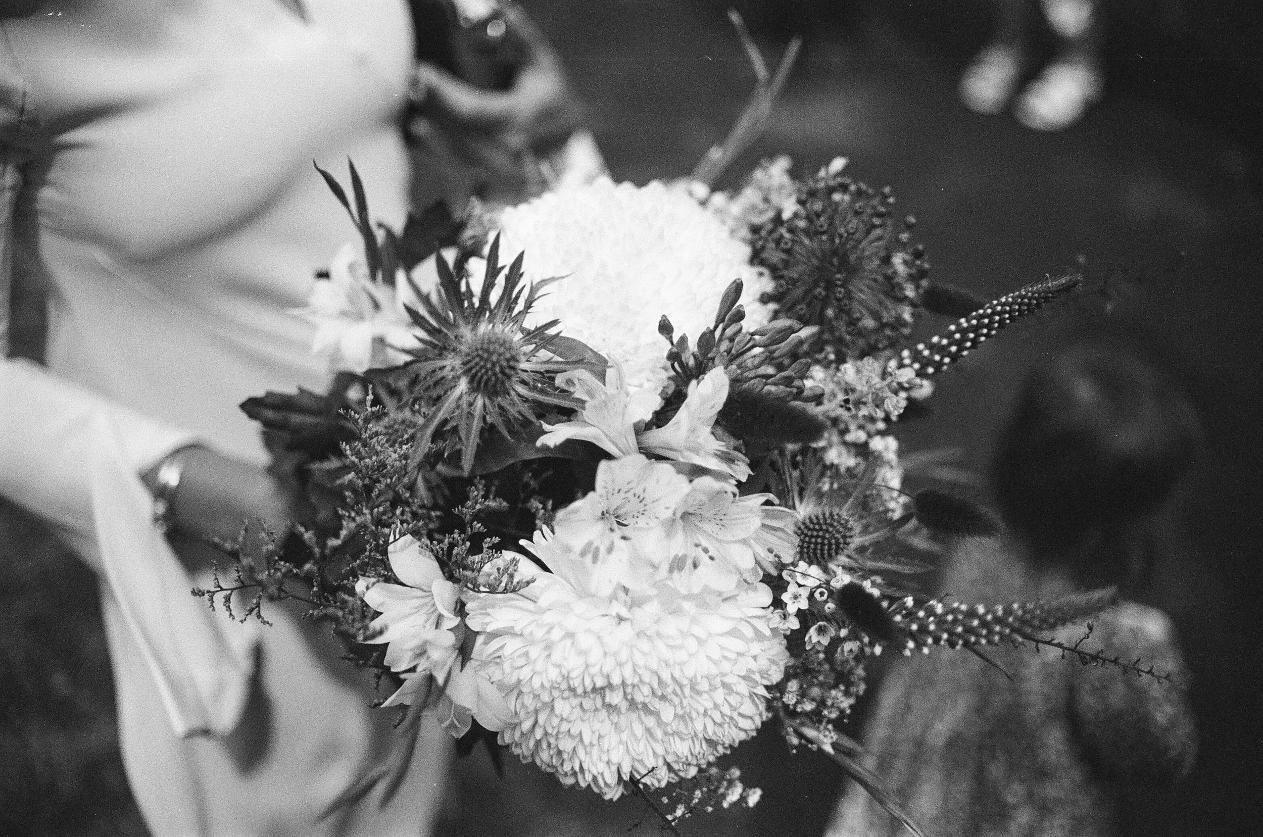 Summer Cotswold wedding