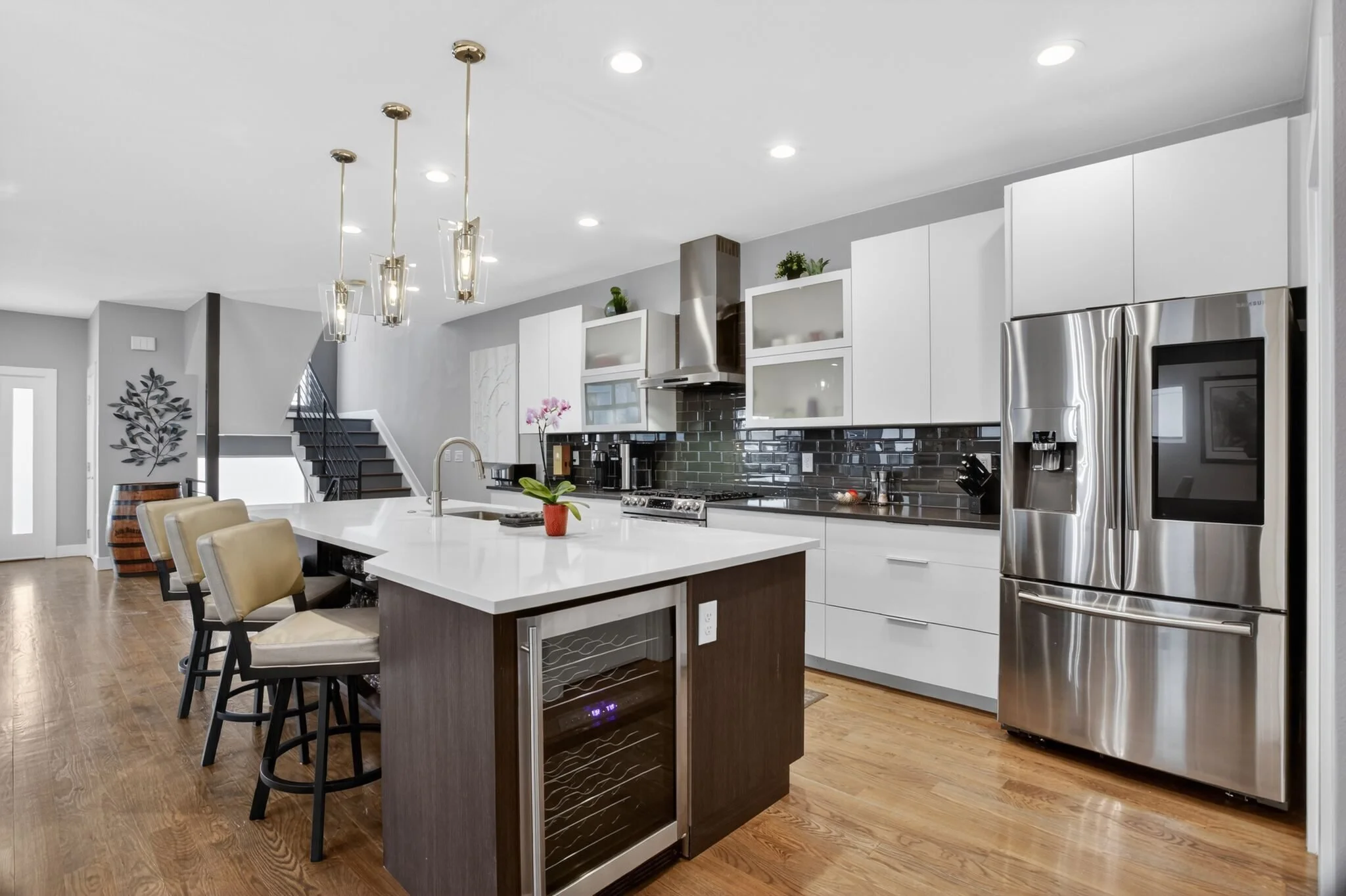 0006 1-006-006-2048x1364.jpg