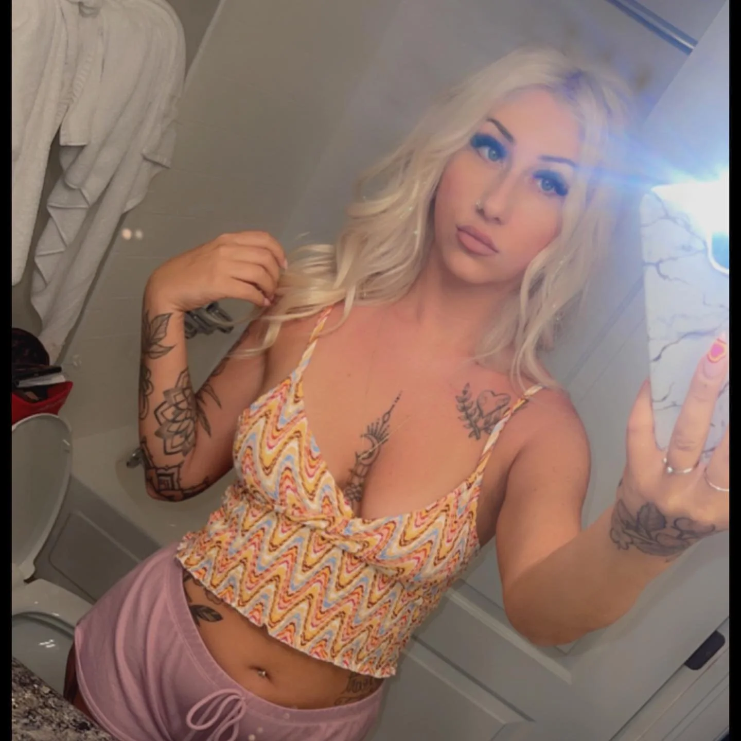 Pretty isn&rsquo;t the goal &mdash; memorable is 💋
Hit follow if you like what you see.