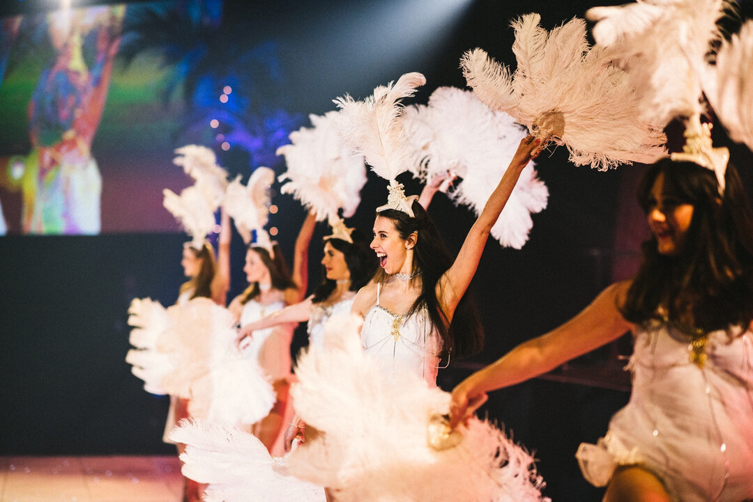 Add some luxury entertainment to your annual corporate event or special party with our dazzling, classy Vintage Showgirls from HIRE-A-DANCER.COM. ⭐️🤩​​​​​​​​​​​​​​​​
​​​​​​​​​​​​​
​​​​​​​​Welcome your guests with elegance and charm and let them be c