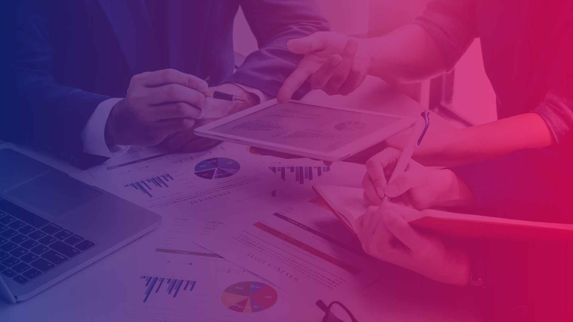 CPQ Comparison Guide for 2026: Platforms, Features, and When to Build Your Own CPQ