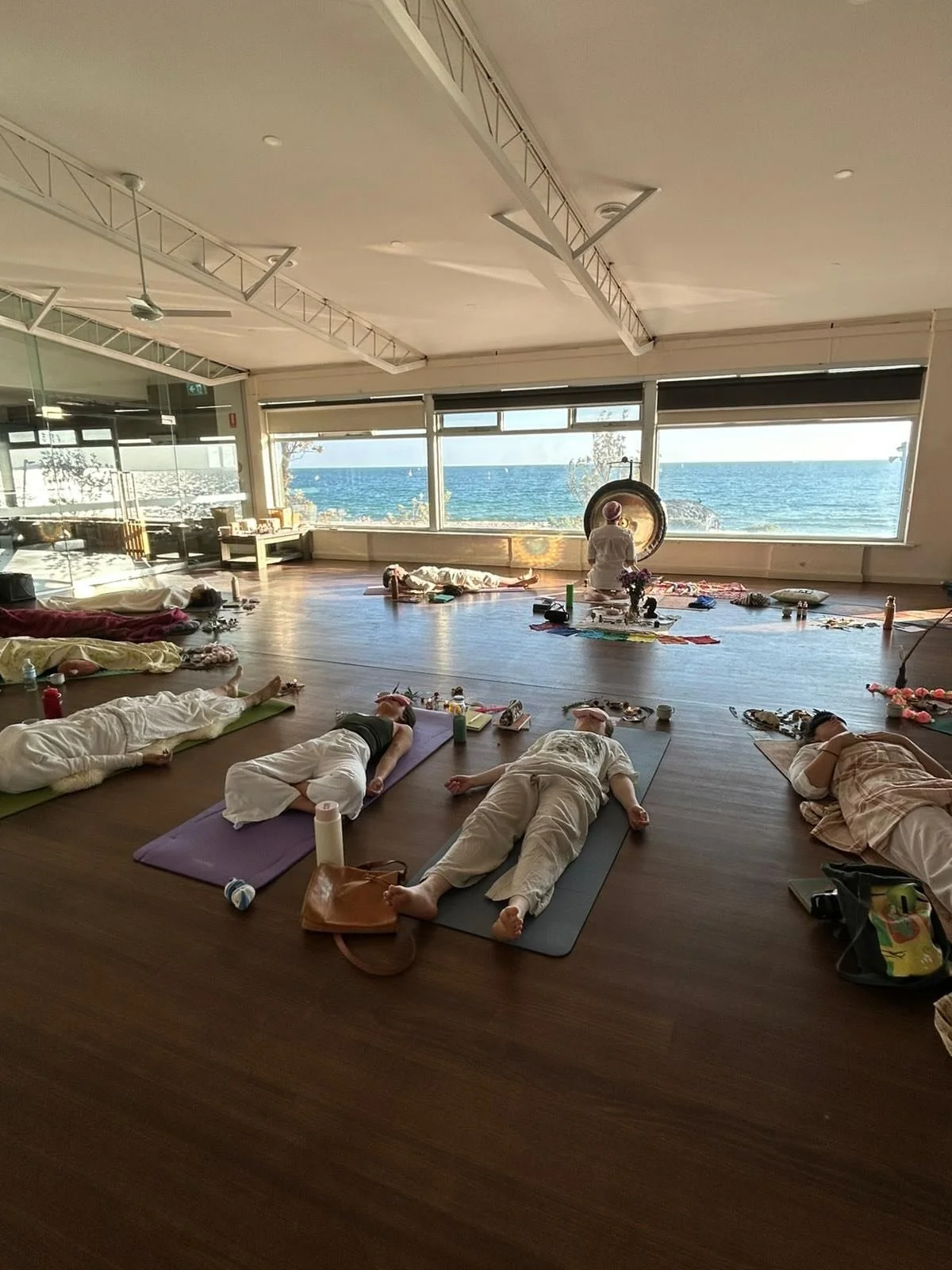 Elwood turning it on for us. 🌅

What a special event for the Autumn Equinox with @kiranjot.yoga @djkhalsa33 

I shared a meditation to amplify our voices, our power and unique creative expression, along with some astro aligned insights for these tim