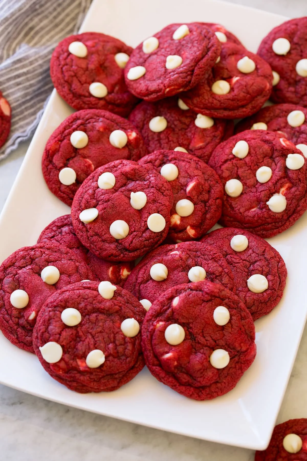 Red velvet white chocolate chip cookies (5 pack)