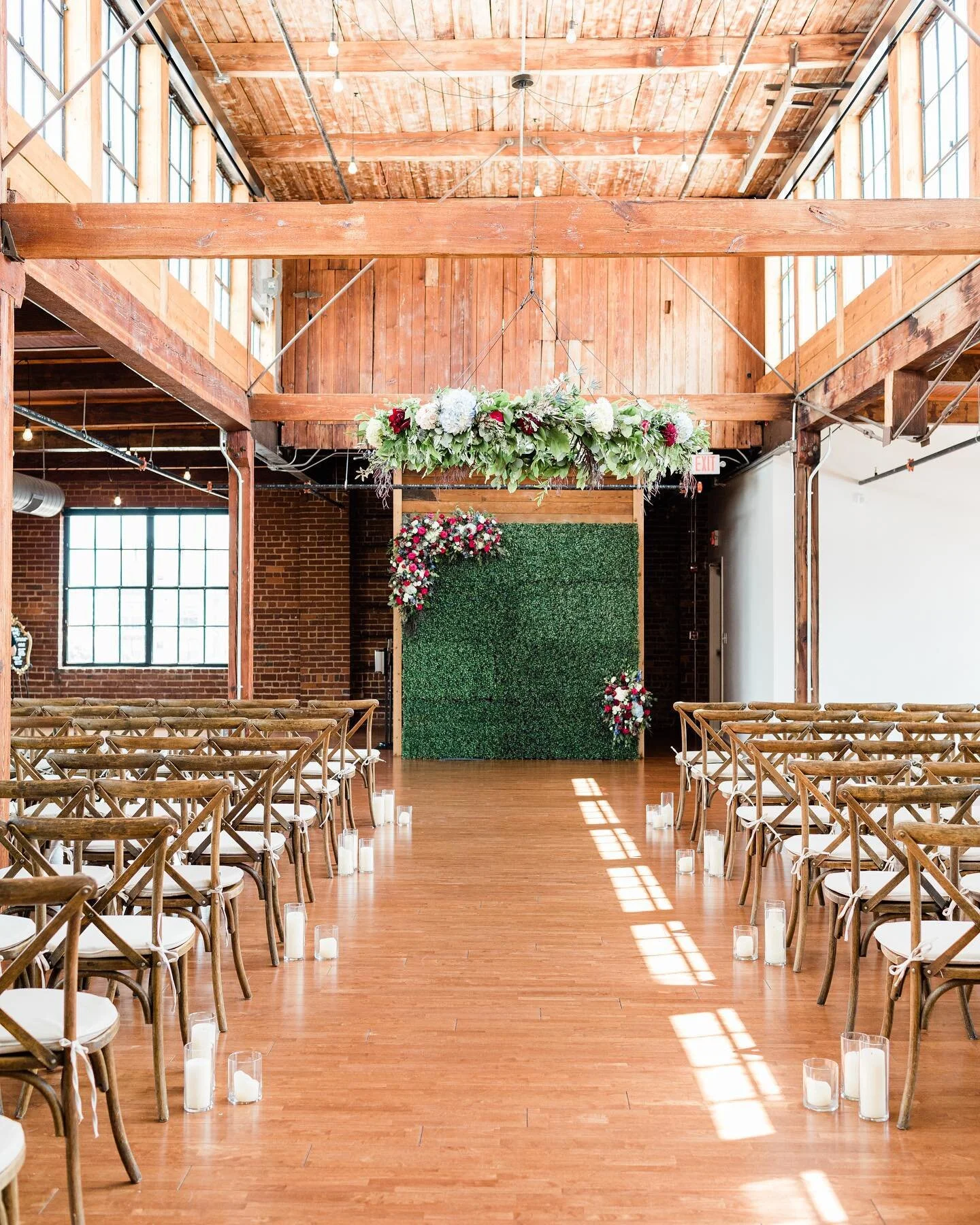 Same space, two different ways! We love the way our crossback chairs and farmhouse tables look at @the.turnbull!