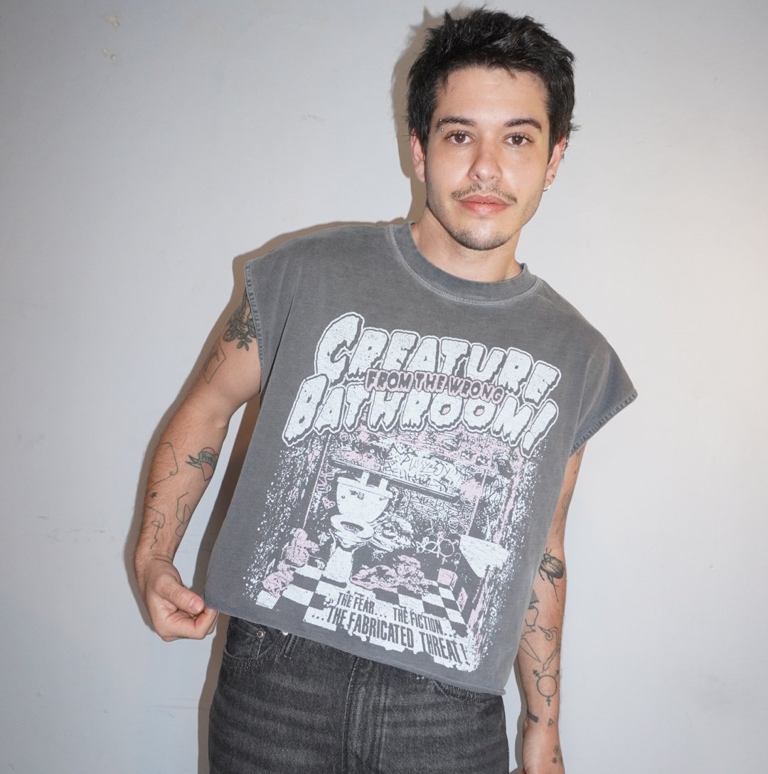 Cut-Off Creature Tee - S
