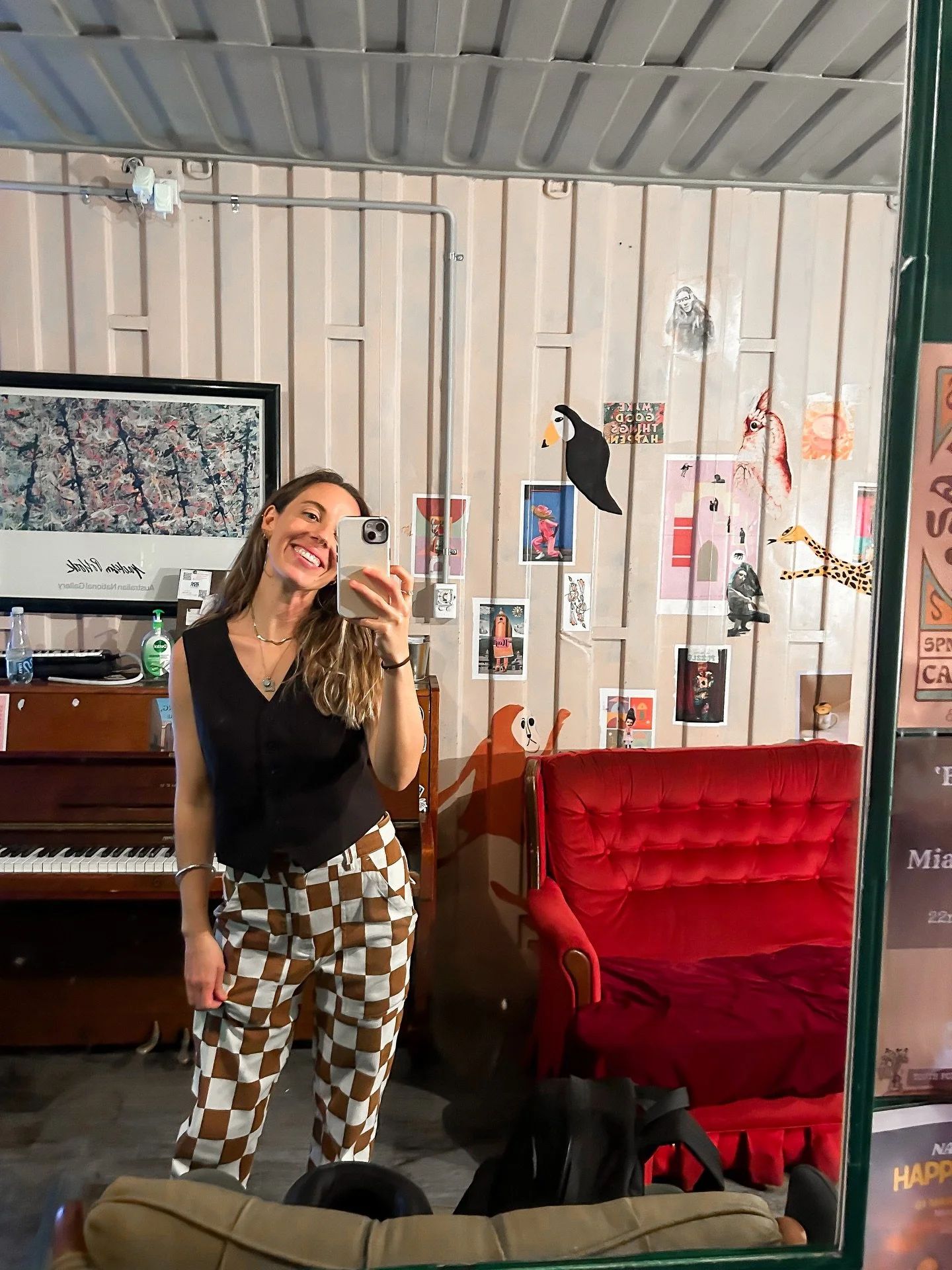 There&rsquo;s a righteous world inside of you..
✍️💭✨

#originalmusic #newmusic #artist #livemusic #upcomingartist #alternativemusic #indiemusic #musicgram #independentartist #fyp