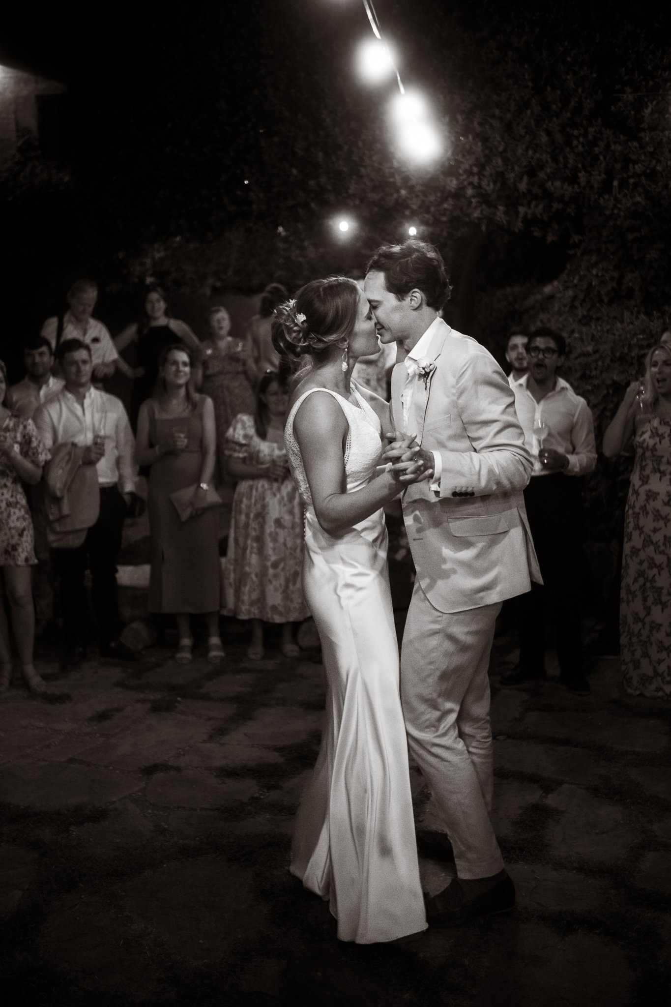 Destination wedding Trevignano Romano Italy romantic first dance