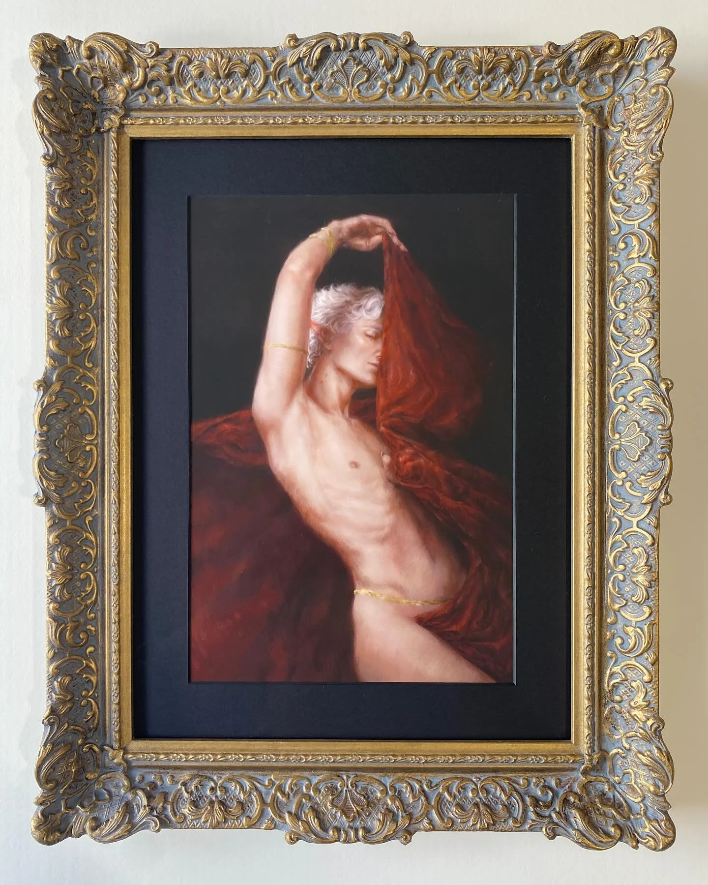 This lovely hand finished Victorian frame by @frintonframes was just the ticket on this @rabentanz painting. Framed for the talented @joshuabeatsontattoo. Glazed with @artglass_by_groglass AR70 and ready to be enjoyed for years to come..

#fineartfra
