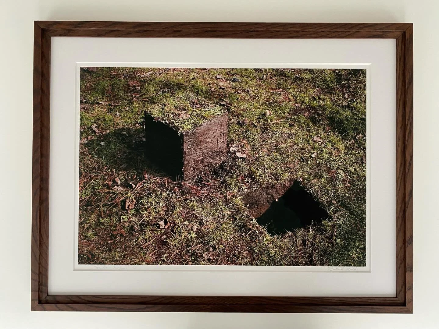 Framed this wonderful @r___k_i_d_d photograph a few weeks back for @carley.stephen. Anything remotely Land Art based tickles my interest and this is no different. Takes me back to work I was making, particularly in my first year @falmouthfineart .

W