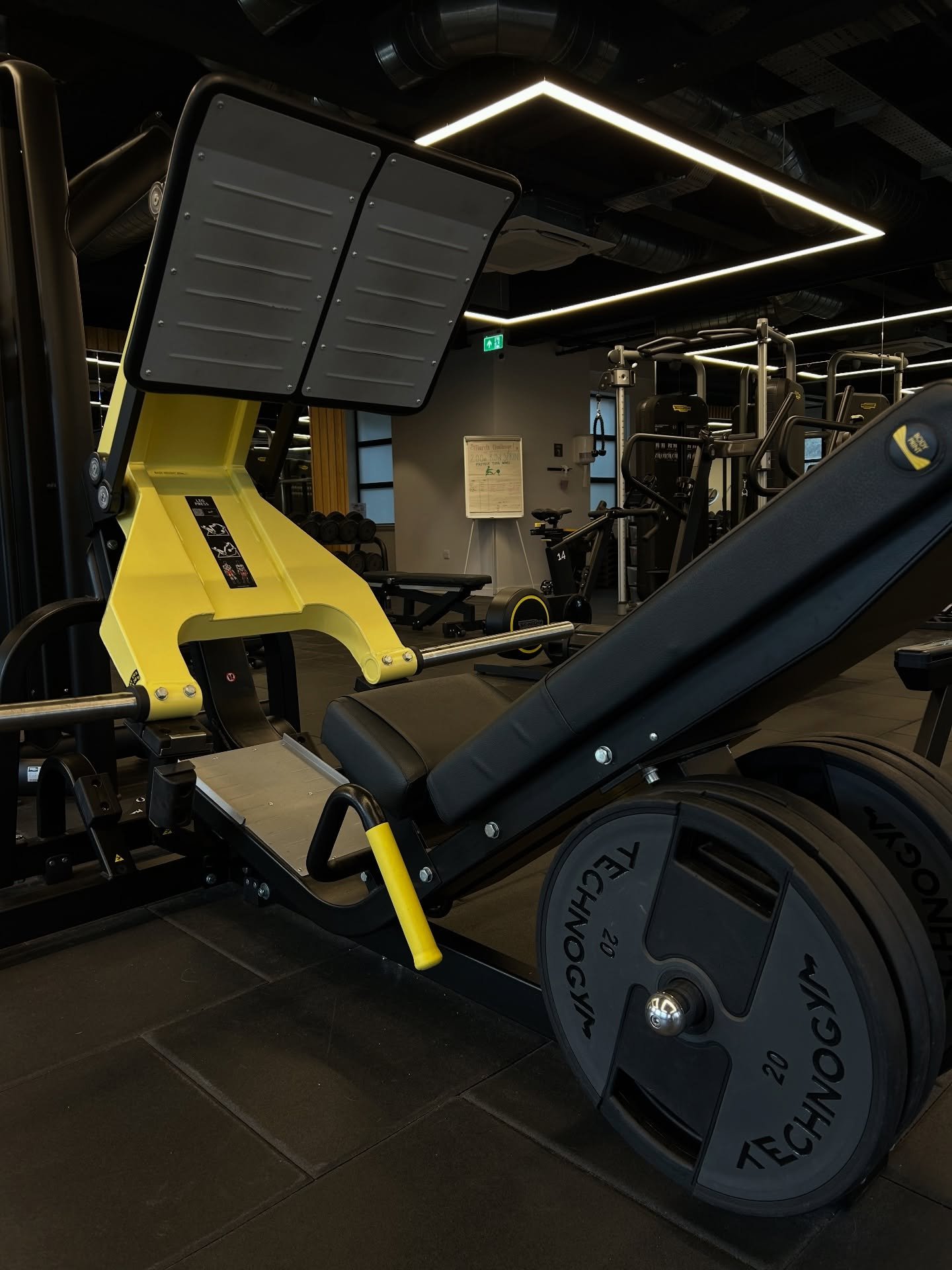 Have you seen our new April gym challenge&hellip;.? It&rsquo;s something we think our Hyrox lovers will enjoy 🤸🏻🏋🏻&zwj;♀️