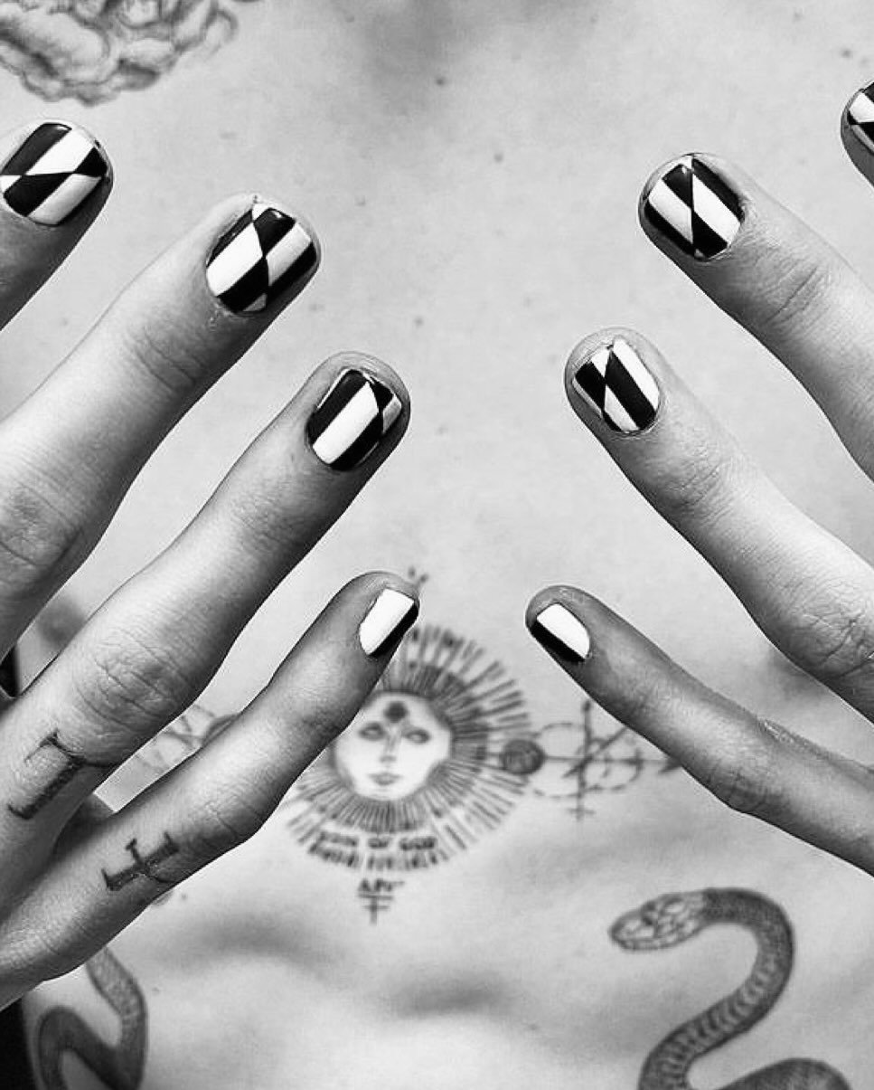 Good nails are good! 💅🏼👌🏼 
.
#karinandreassonjewellery #nailinspo 
📸 Pinterest