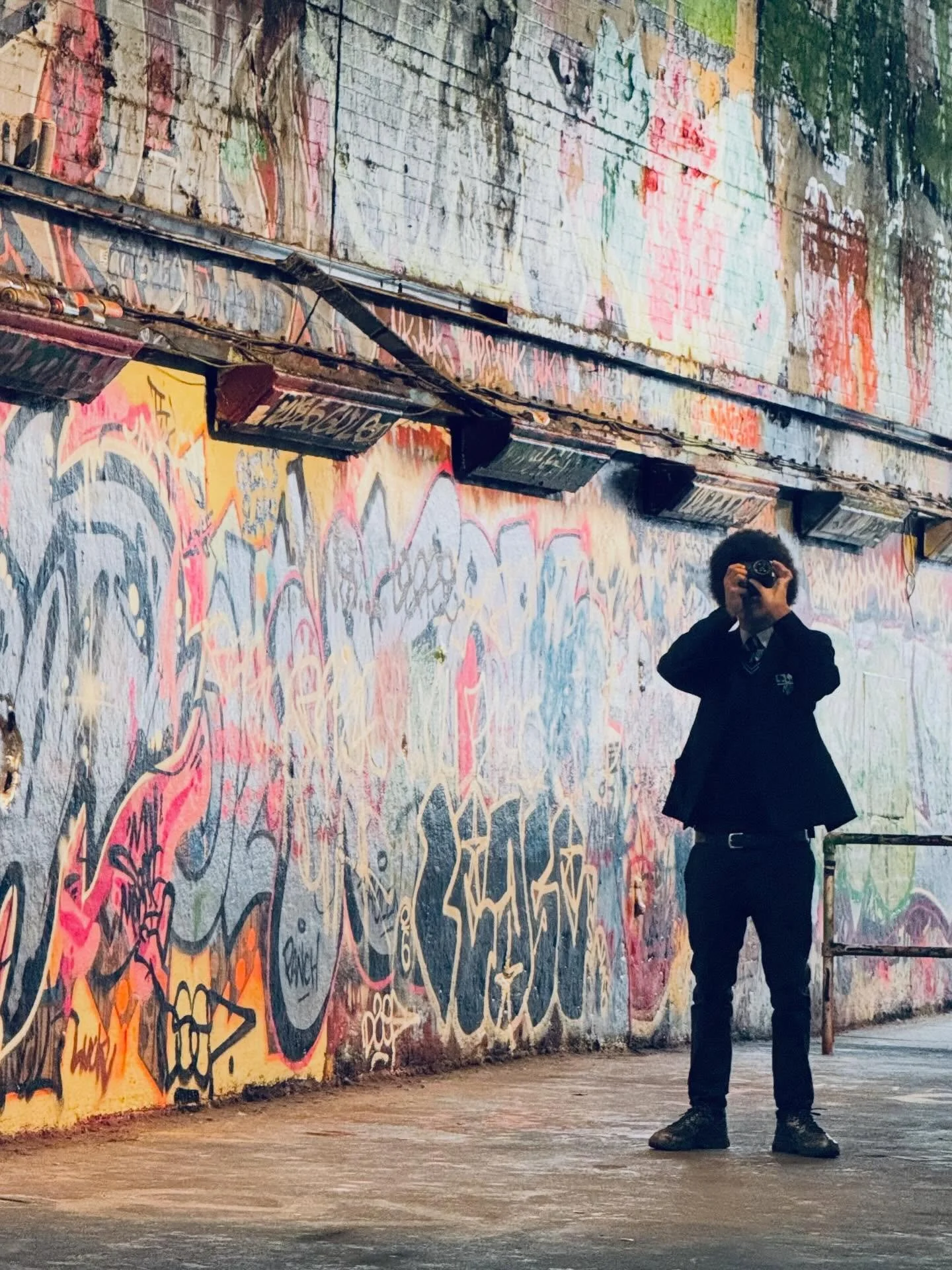 Last week ✨ Went to Leake street with Ax for his photography project, also know as the &lsquo;Graffiti Tunnel&rsquo;. It&rsquo;s the longest, legal, graffiti wall in London. I&rsquo;ve been there before, so I knew how good it is, Axel hadn&rsquo;t be