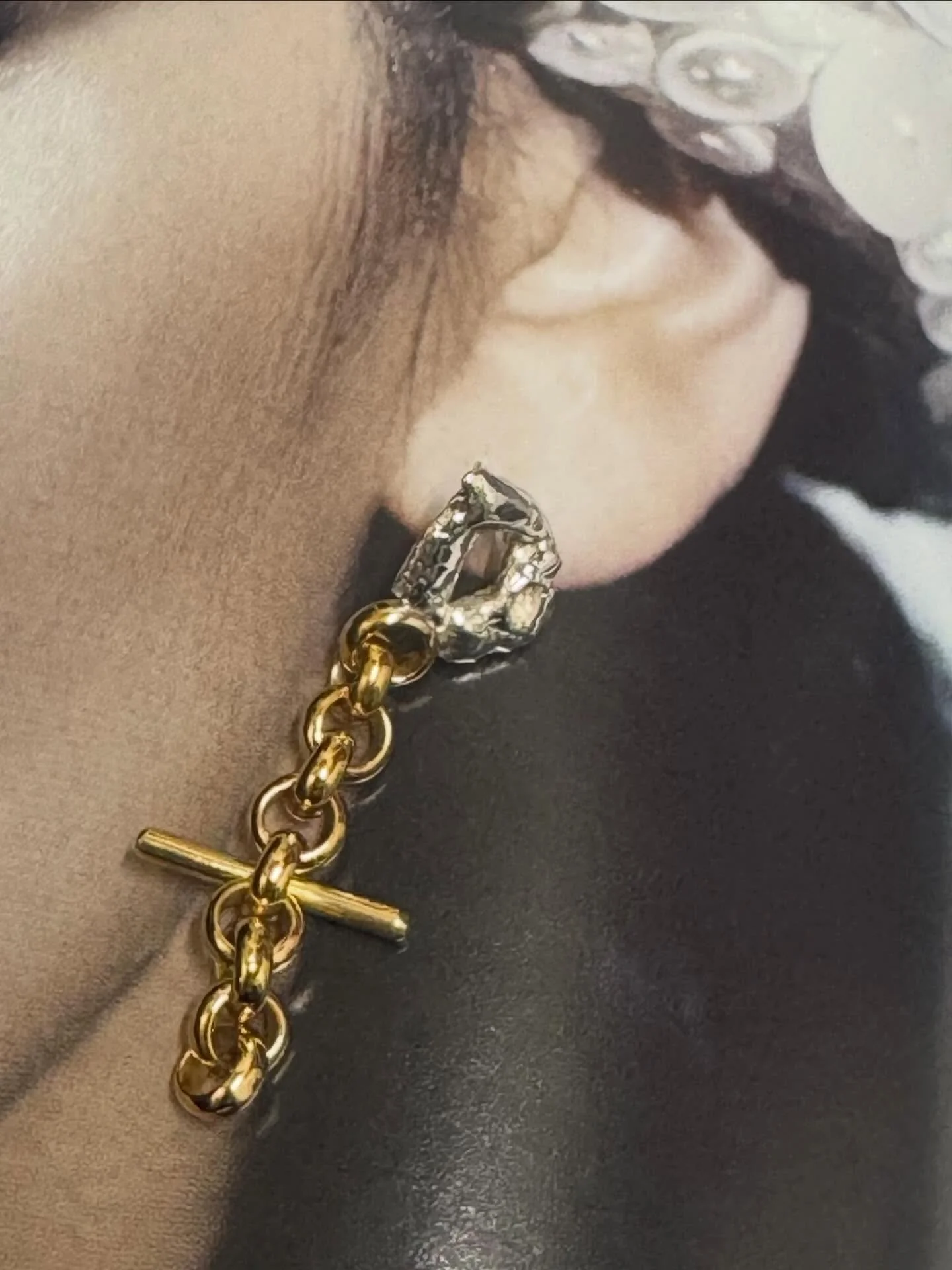 Some Easter treats for you! &hellip;all for the ears&hellip; 🐣☀️
We are here today until 5pm, as always behind La Bouche. 
Happy Easter! 
#karinandreassonjewellery #eastersaturday #broadwaymarket