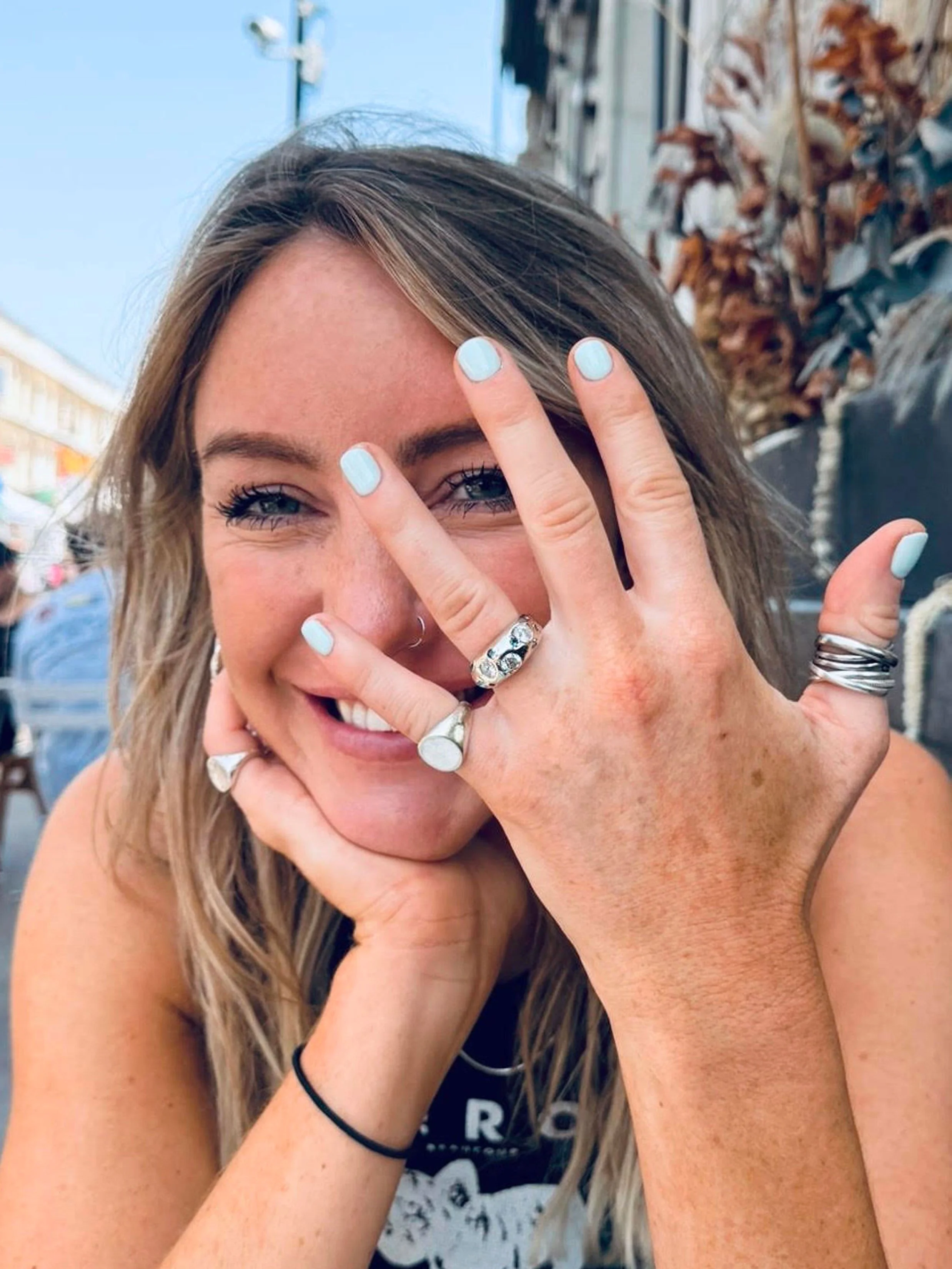 helen_ed_bespoke_hand.jpg