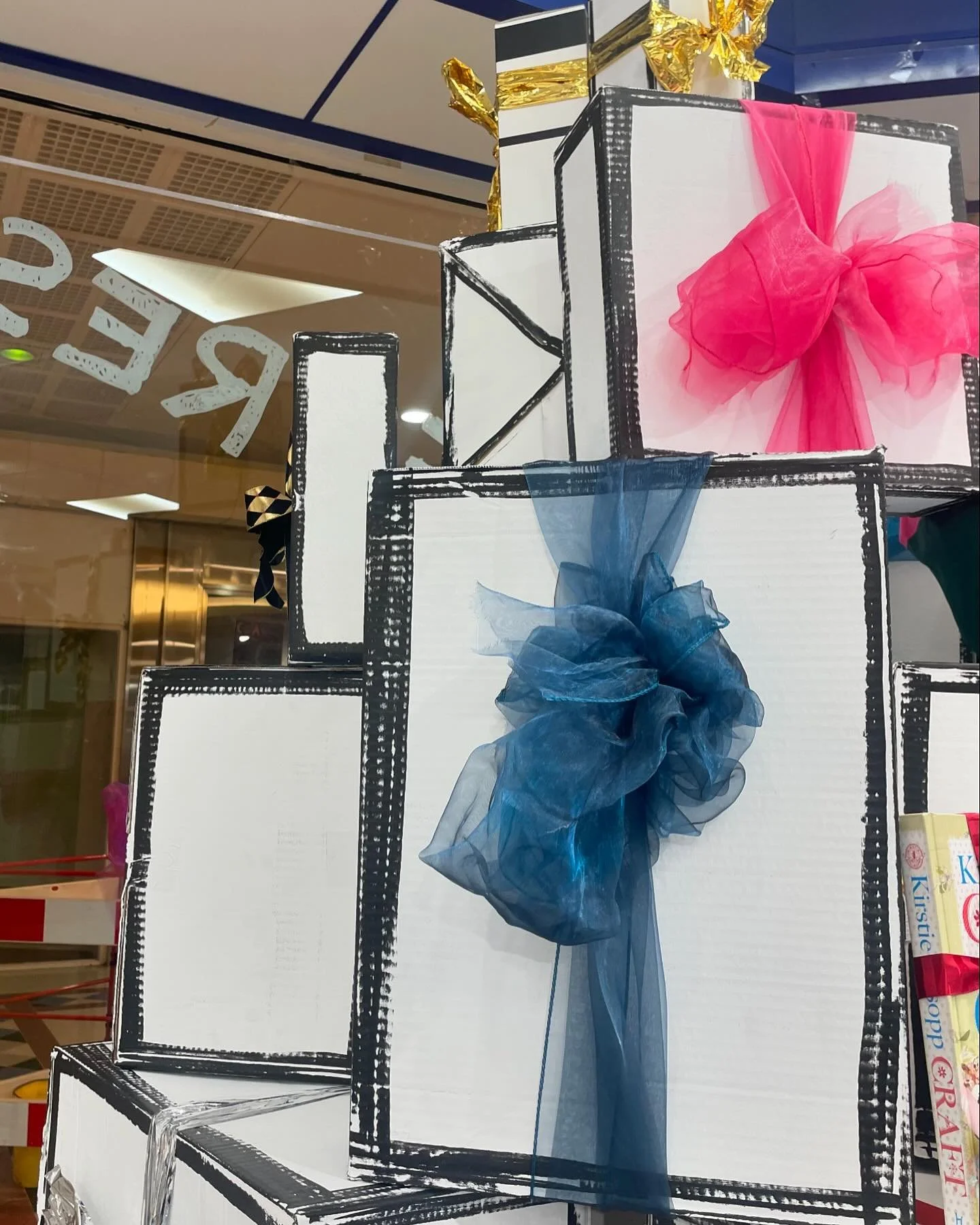 We are busy dressing the window for our official opening ceremony on Saturday. Can&rsquo;t wait till it&rsquo;s finished and you all get to see what our talented creative team can do with a few boxes and some ribbon! 📦🎀
Do join us on Saturday from 