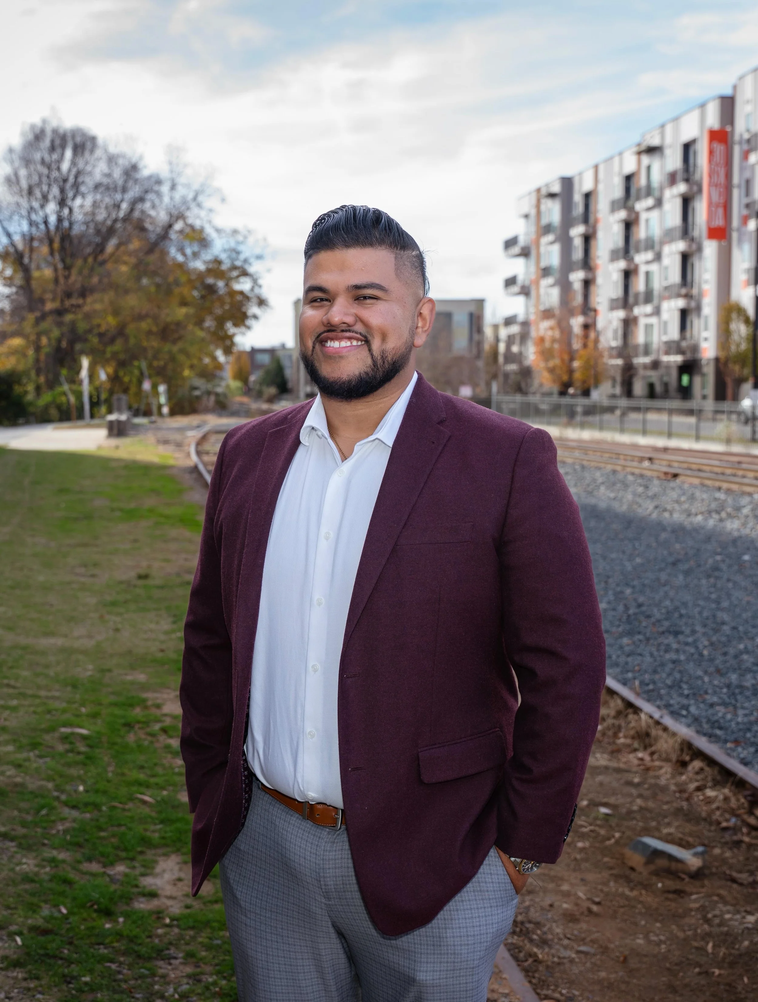 Wishing an amazing birthday to our co-founder, @peakperform! 🥳 We&rsquo;re so grateful for all your dedication, hard work, and for always bringing the best energy to the team. Hope you have an awesome birthday! 🎂🥂