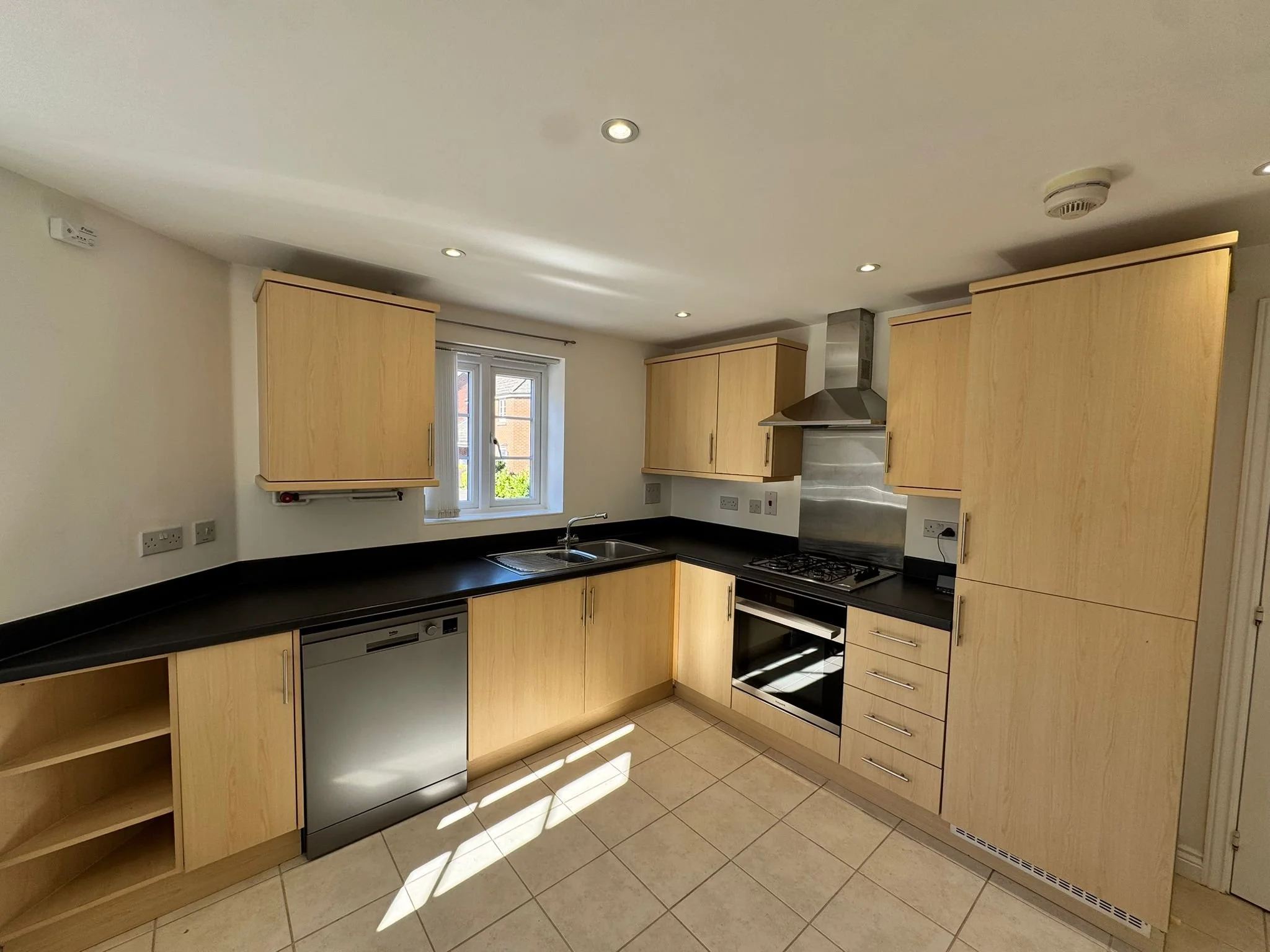 WhatsApp Image 2026-03-19 at 09.51.17 (1).jpeg