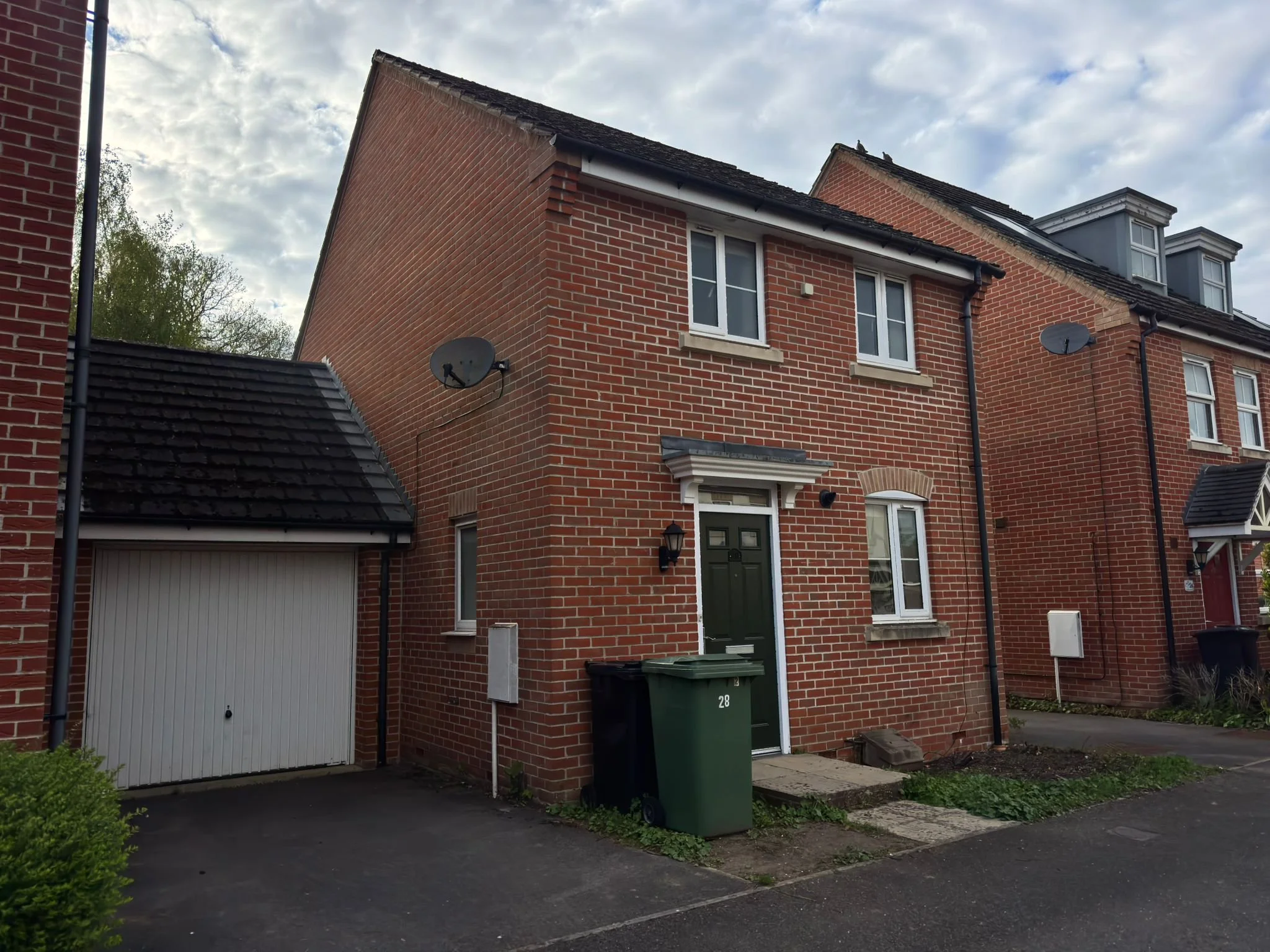 WhatsApp Image 2026-04-20 at 18.33.50 (2).jpeg