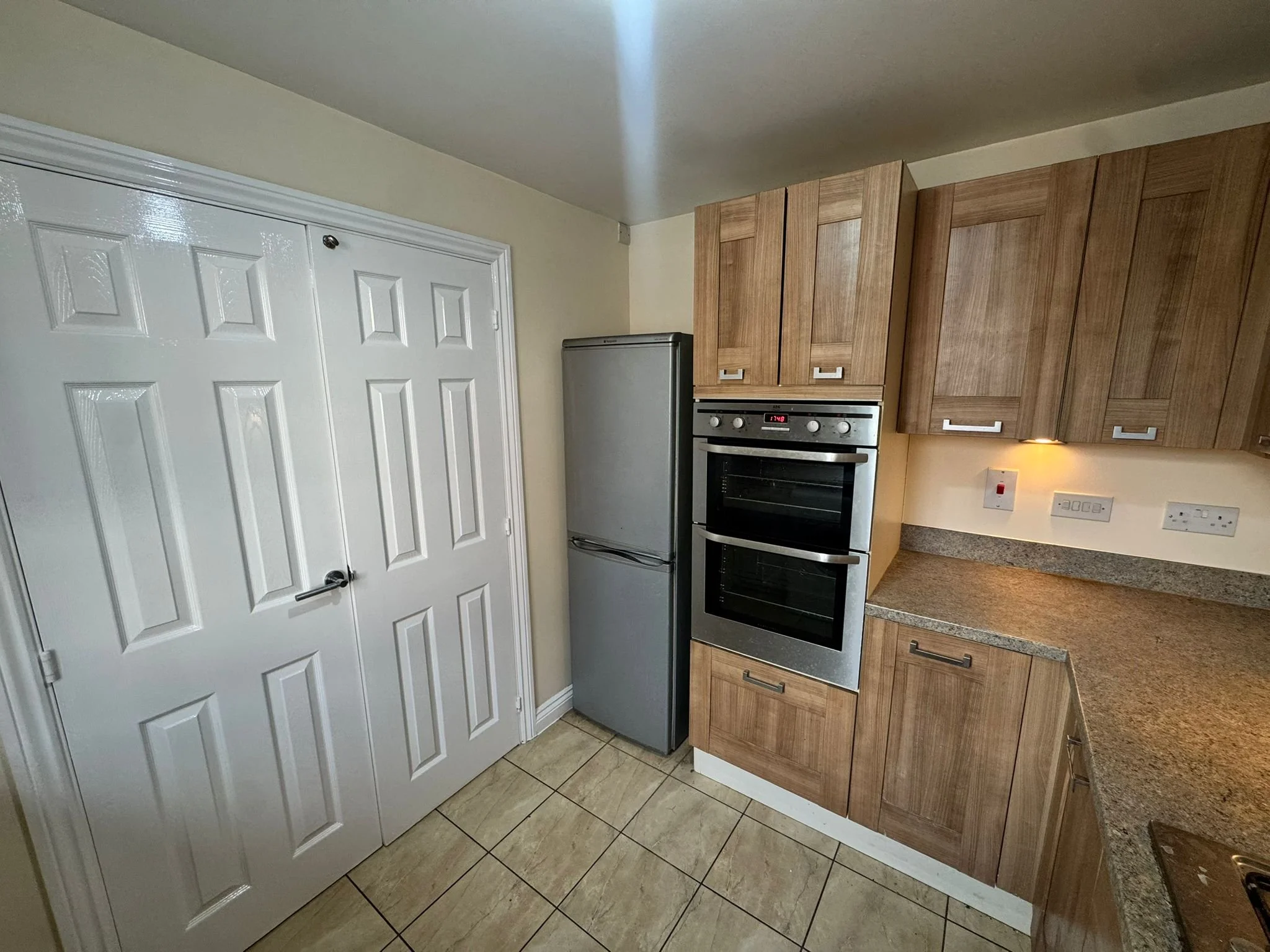 WhatsApp Image 2026-04-20 at 18.33.49 (2).jpeg