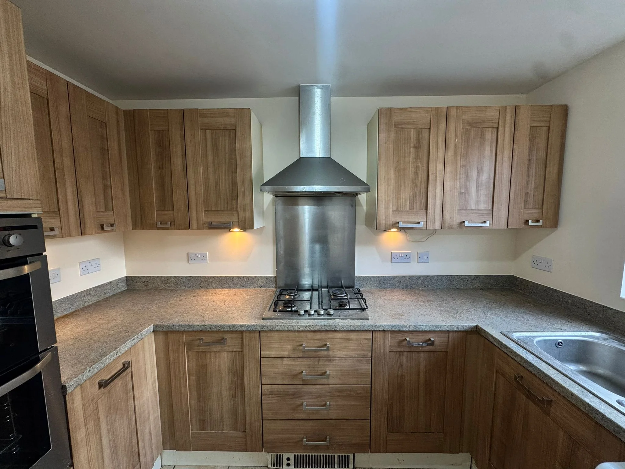 WhatsApp Image 2026-04-20 at 18.33.49 (1).jpeg