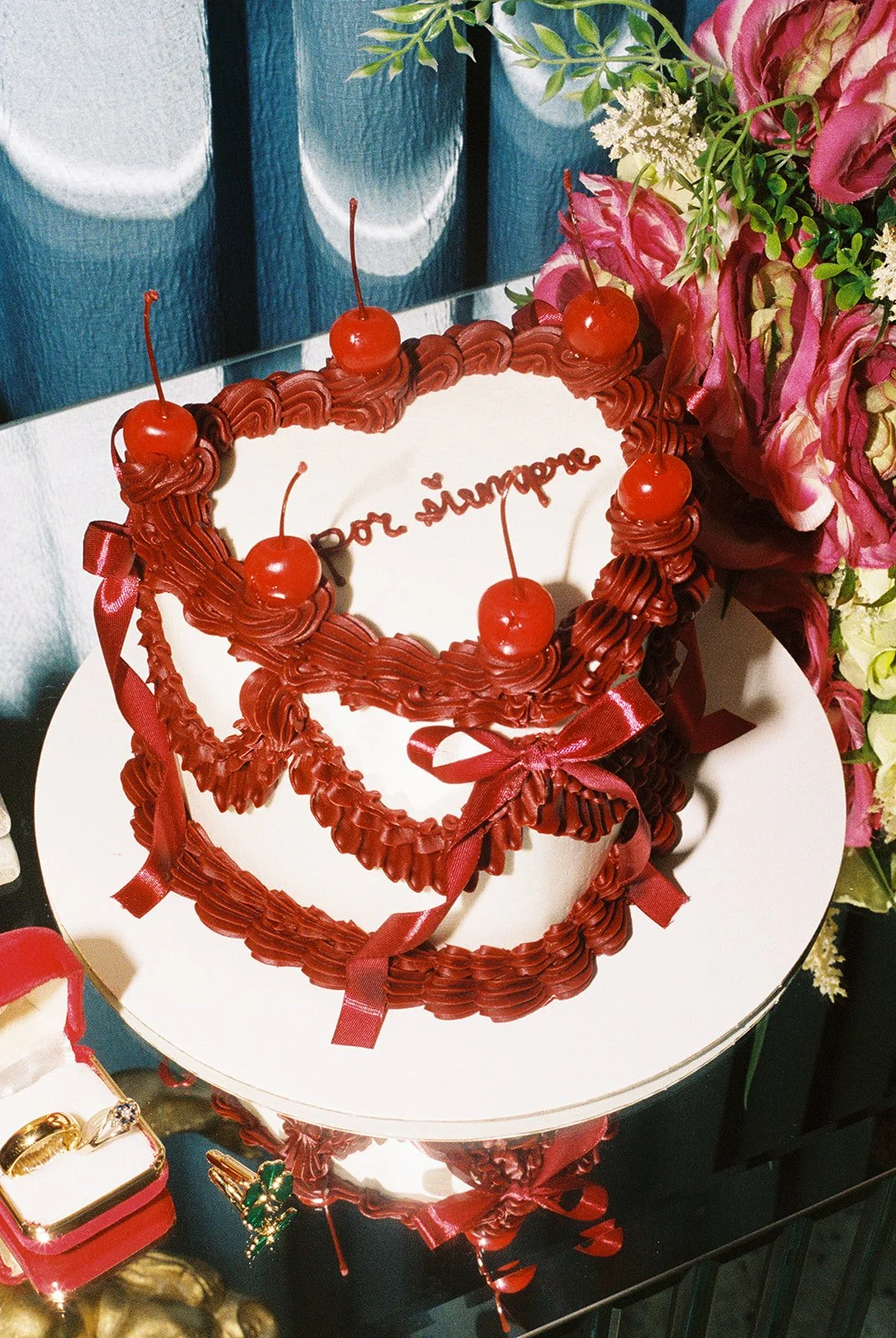Vintage piped Lambeth cake shot on film at Sure Thing Chapel