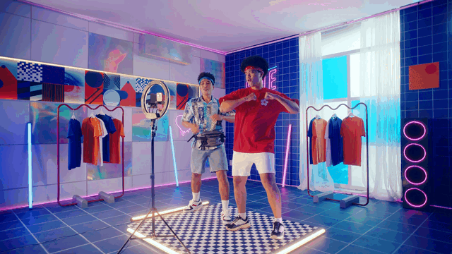 Homecredit_V1-0004.gif