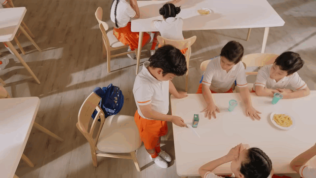 Nuvi_V1-0007.gif