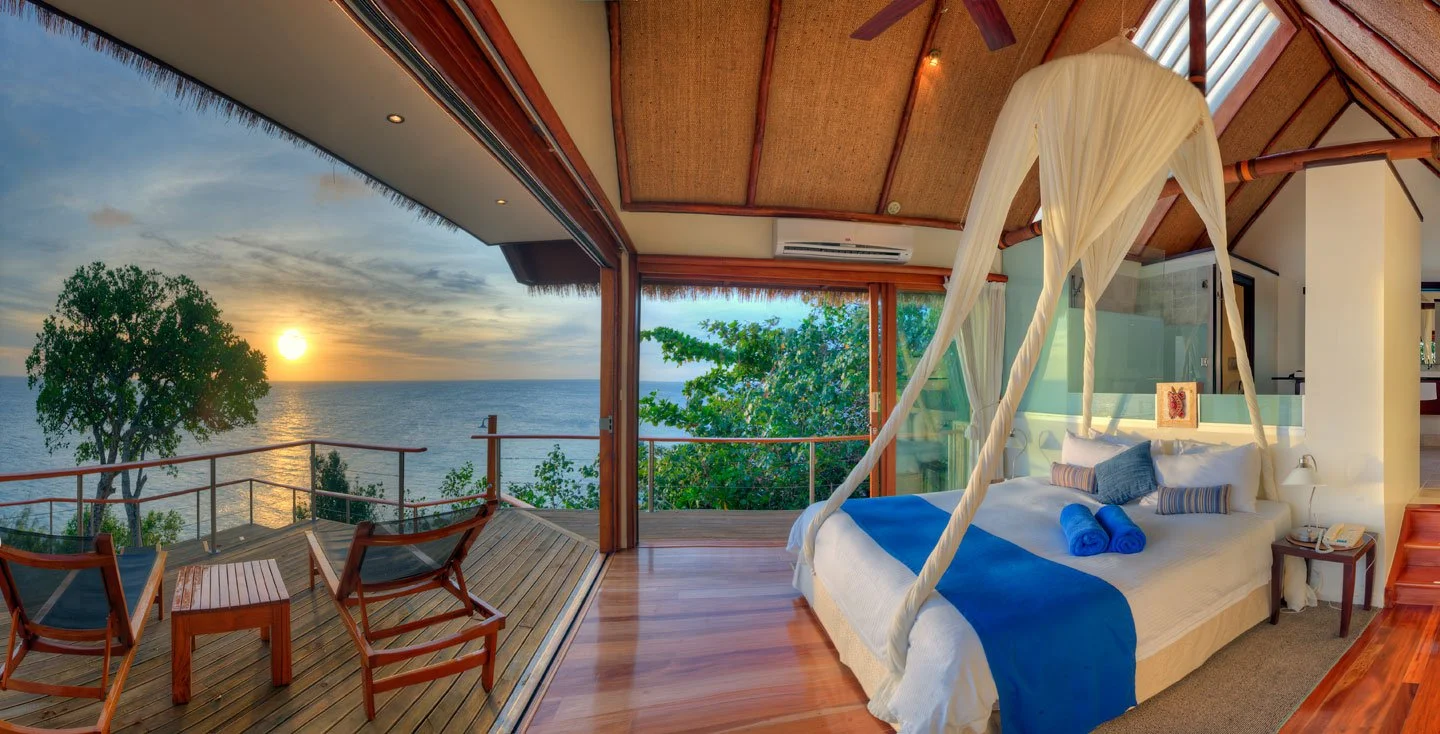 Sunset-Plunge-Pool-Villa-Bedroom-West.jpg