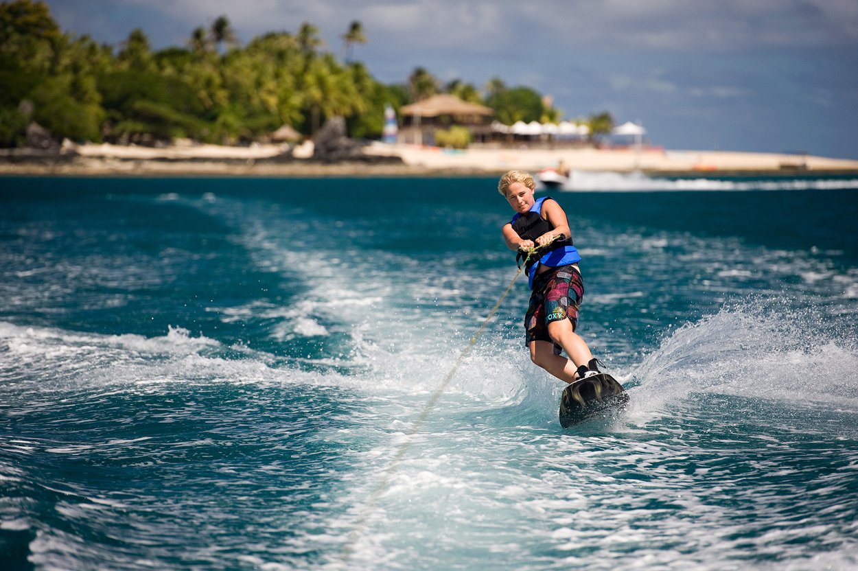 castaway-island-fiji-activities-water-sports14.jpg