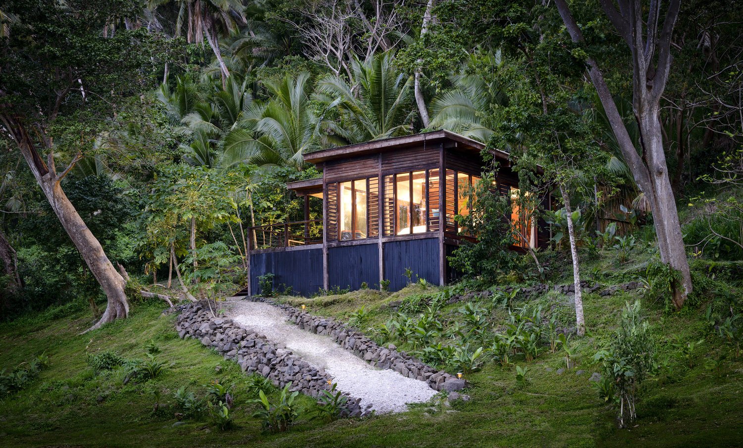 Fiji+Resort+Oceanfront+Villa+Private+Pool+Remote5.jpg