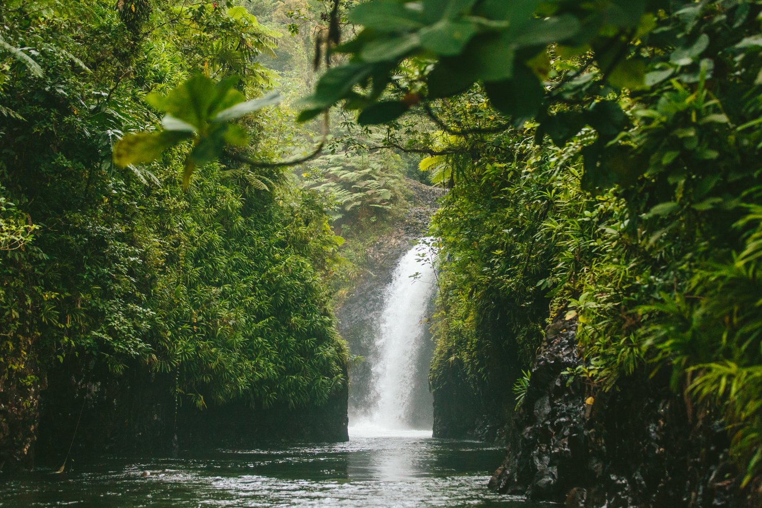 Remote+Resort+Fiji+Islands+Bouma+Waterfall.jpg