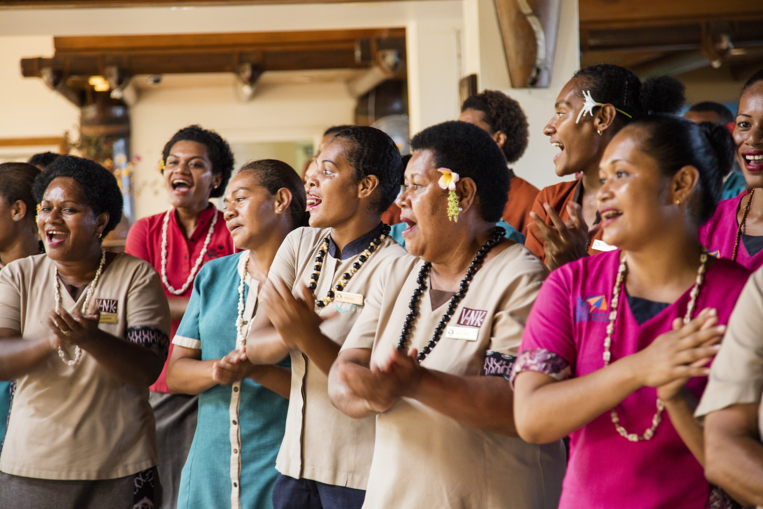 outrigger-fiji-beach-resort-local-farewell1.jpg