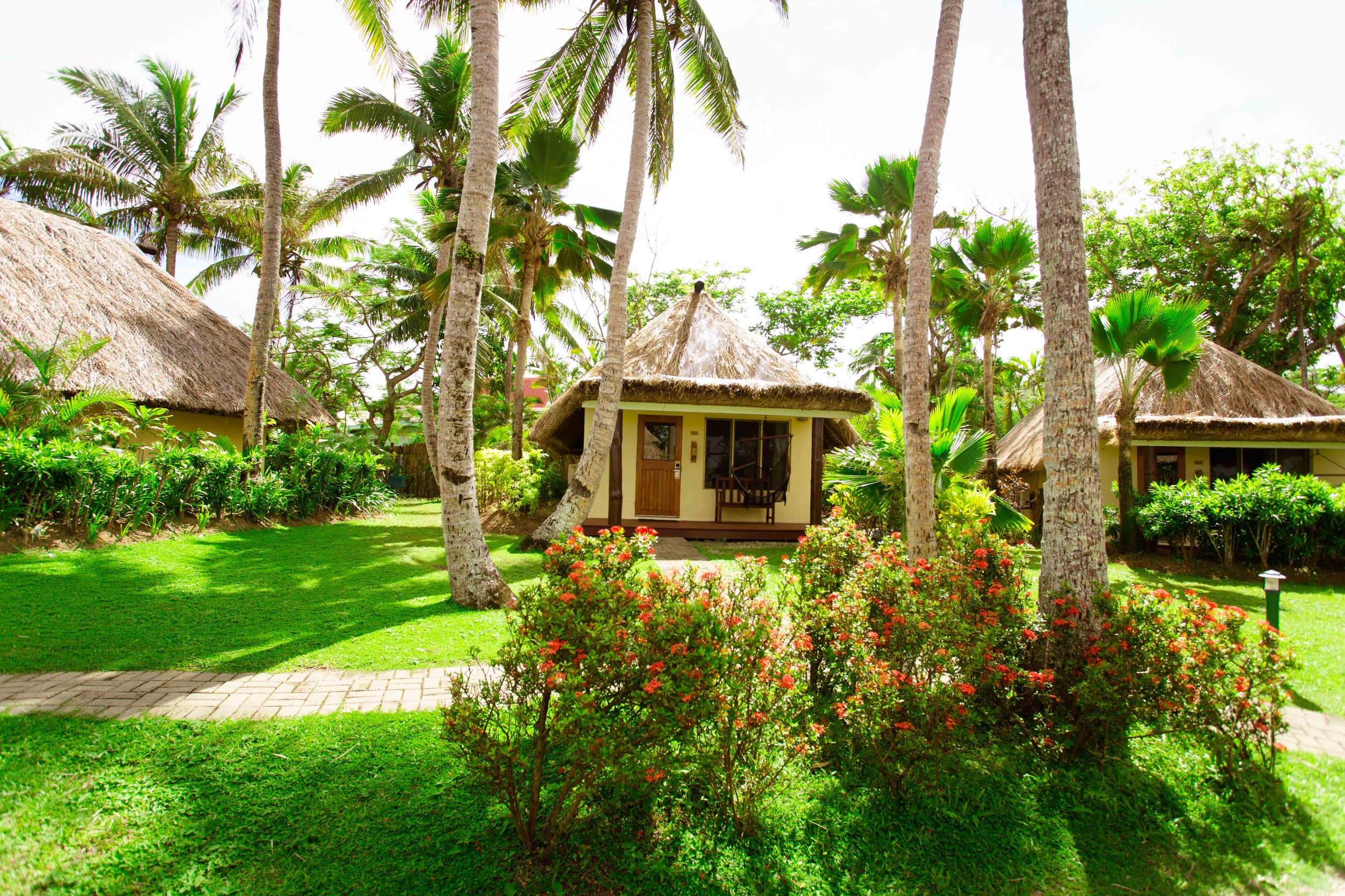 outrigger-fiji-beach-resort-ocean-breeze-bure3.jpg