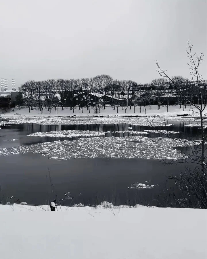 First walk of the year to the studio
Ice slowly floating down the river 
Setting the pace for January start

Initial layers and blank canvases
A chair to sit and listen

Ideas gathering on the tide line
Paint patiently waiting

Time to cast off
Desti