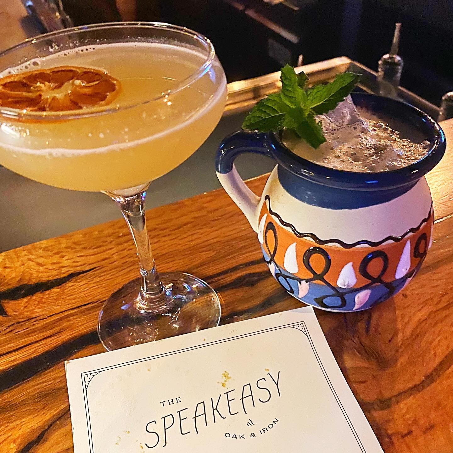 It&rsquo;s FRIDAY! Who&rsquo;s ready for a cocktail at @oakandironto - servings up delicious spirits with brilliant ingredients. Smooth and refreshing. Go check it out! #conejovalleyspotlight #conejovalleybusiness #conejovalleydrinks #thousandoaks #w