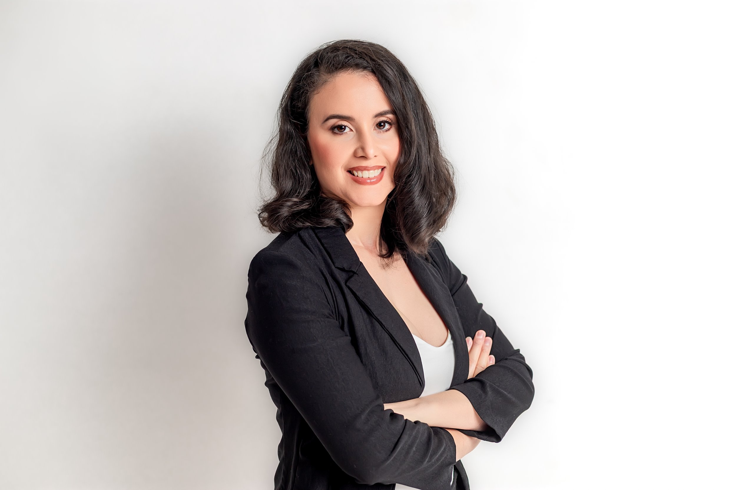 Laura Torres headshot.jpg