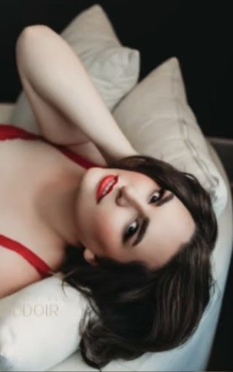 Cheyenne boudoir.jpg
