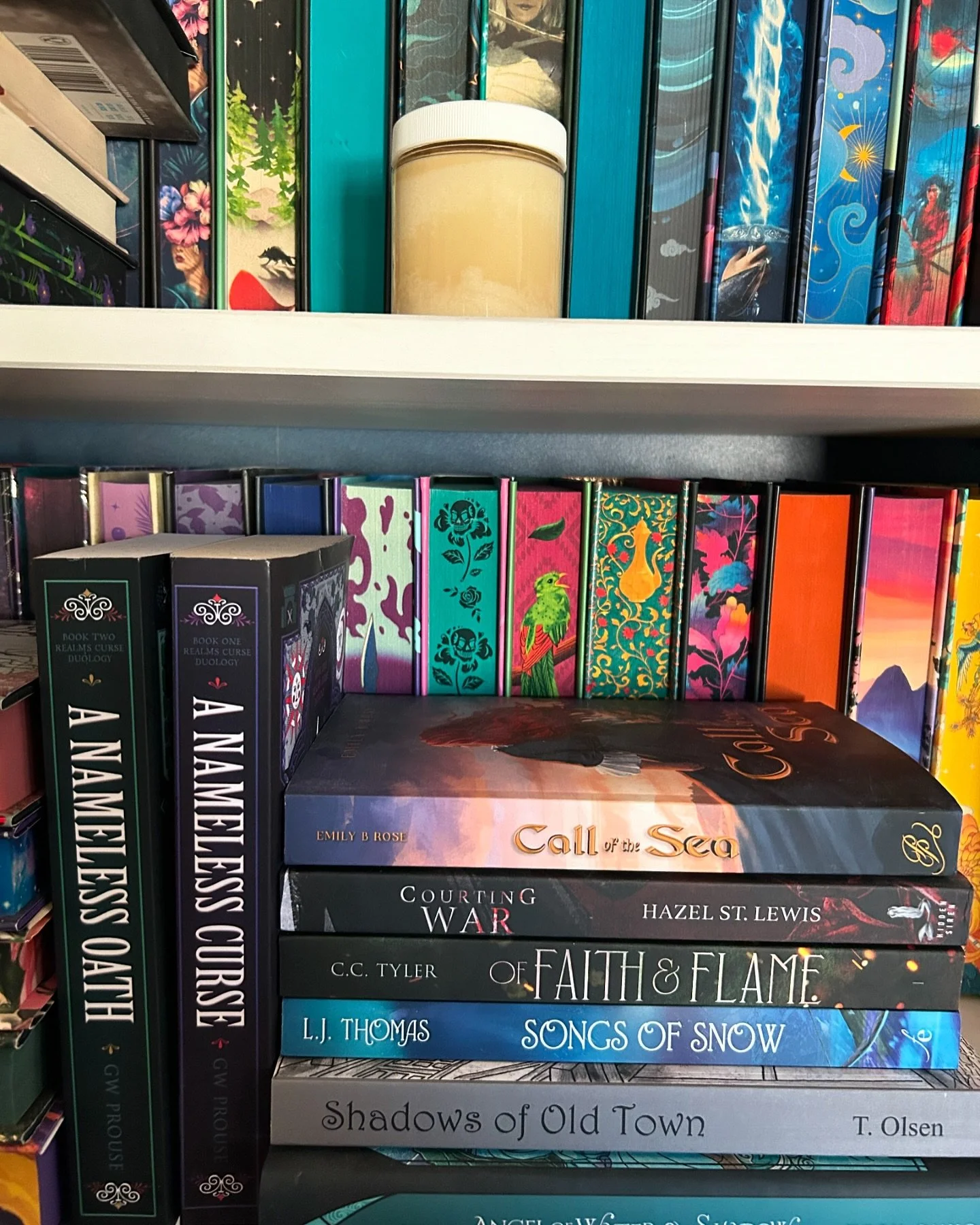 Since tech is against me and I can’t post the reel I attempted to share today, here is a picture of a somewhat organized corner of my bookcase with some other indie author’s books! 
#bookshelf #indieauthors #indiebooks #selfpublished #bo