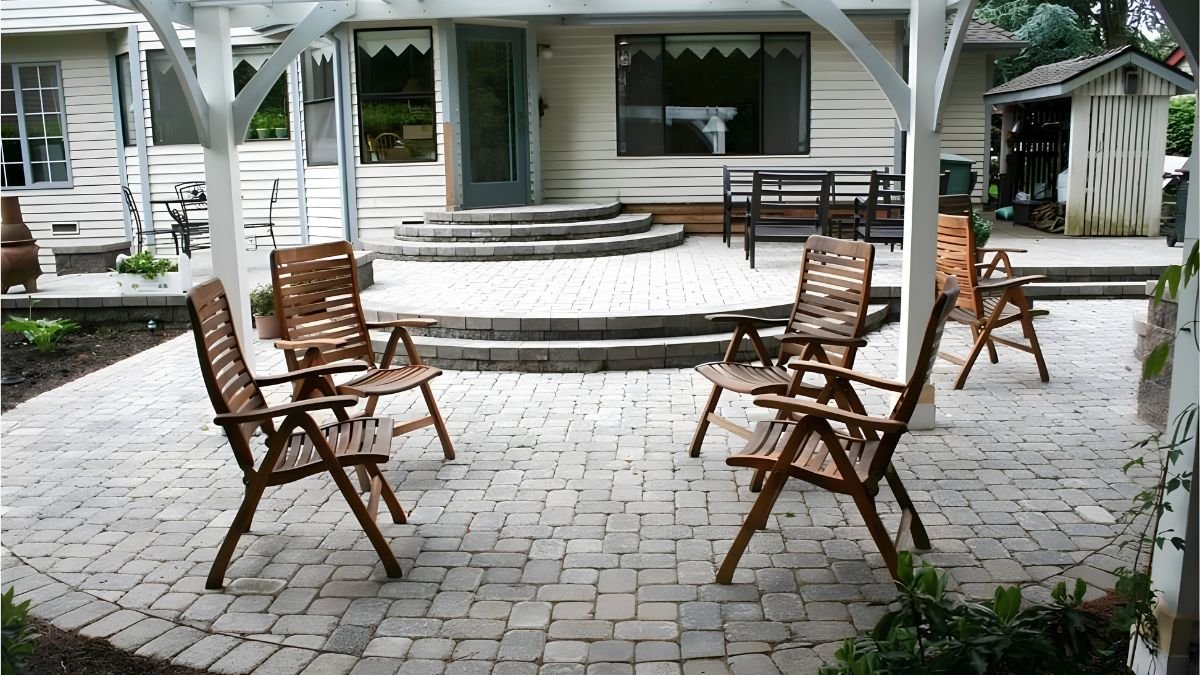 Redmond Lawn &amp; Landscape Maintenance: Prepare Your Yard for Winter