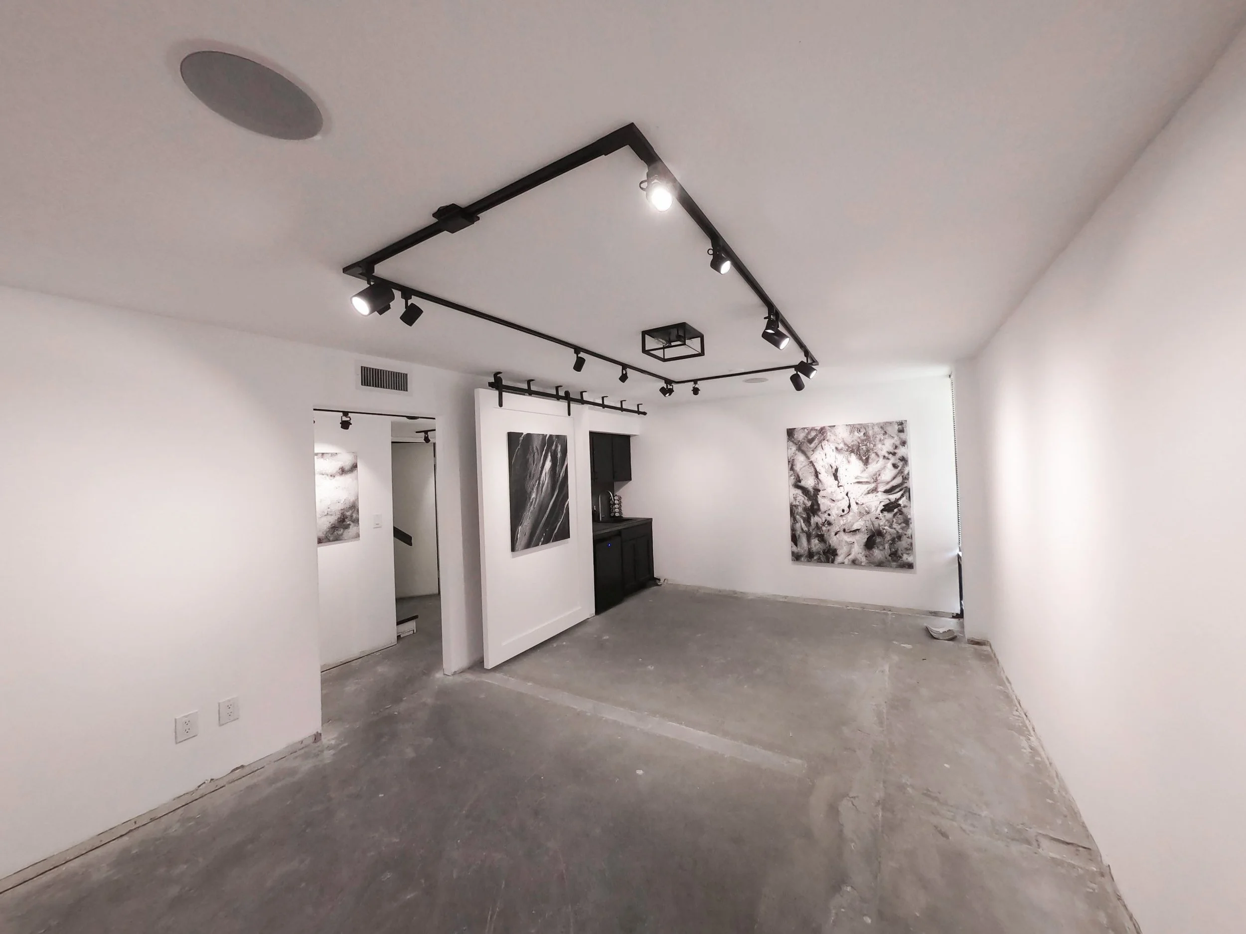 jozsa gallery.jpg