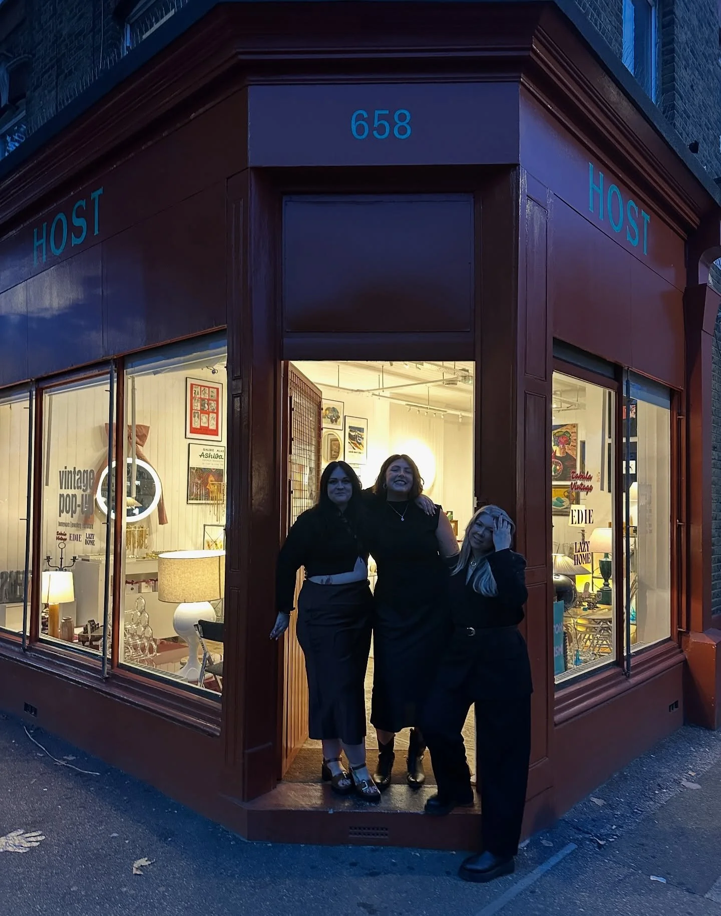 What a week! 💥 

A huge thank you to everyone who popped by to see us in Leyton &mdash; we&rsquo;ve absolutely loved meeting you, chatting all things vintage, and feeling the love. 🥰

It&rsquo;s been such a fab week, and we can&rsquo;t wait for the