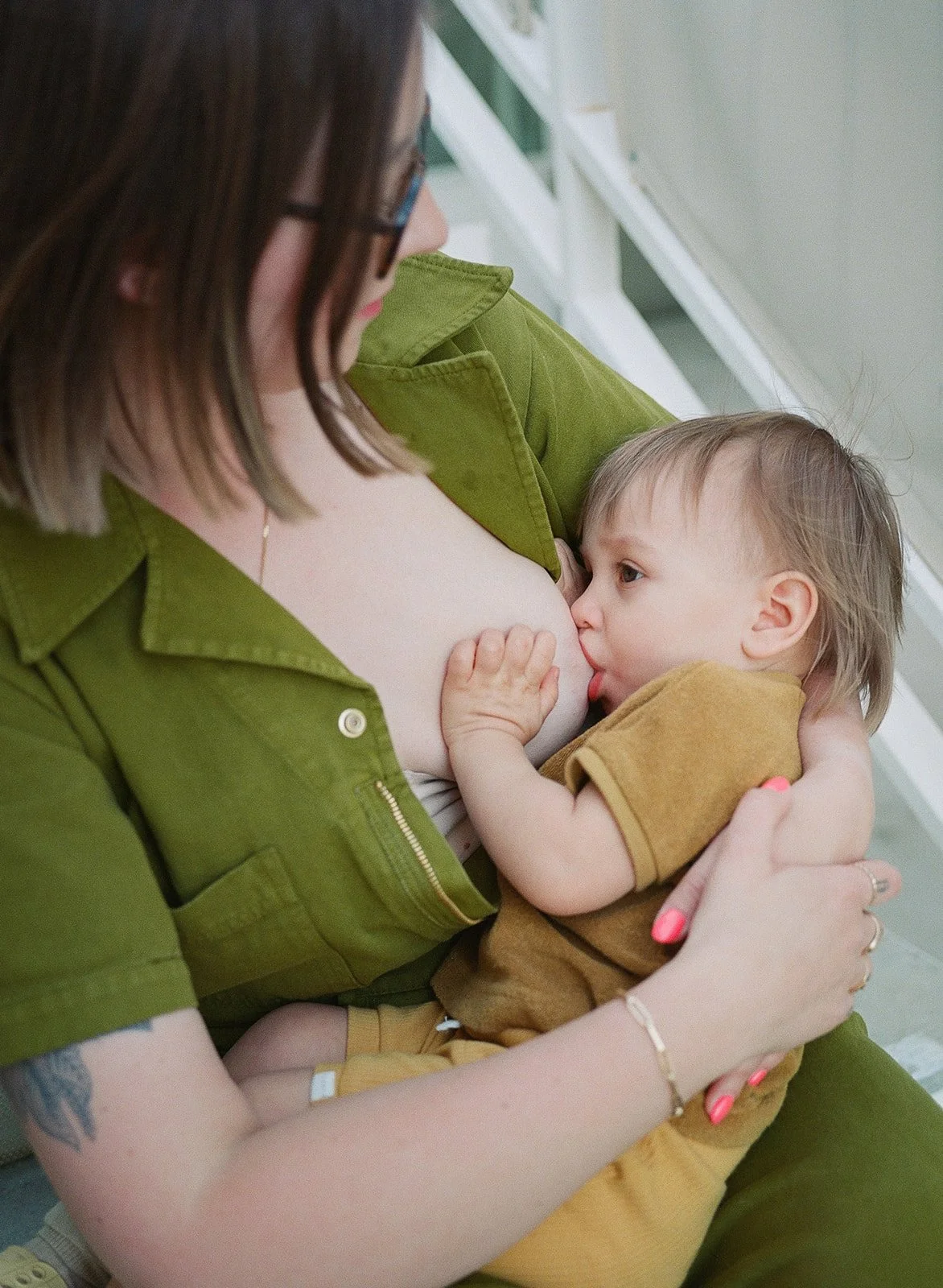 mother-child-breastfeeding-film-lifestyle-portland-oregon.jpg