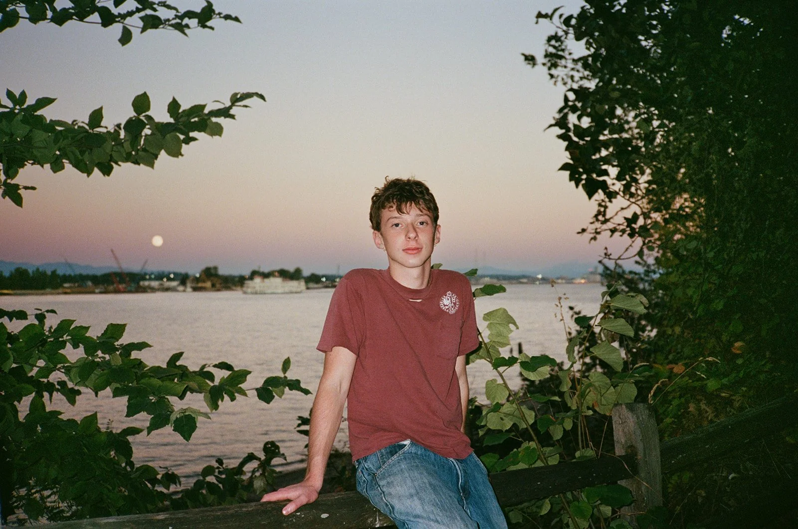 nature-film-evening-senior-portrait-teen-boy-studio-portland-oregon.jpg