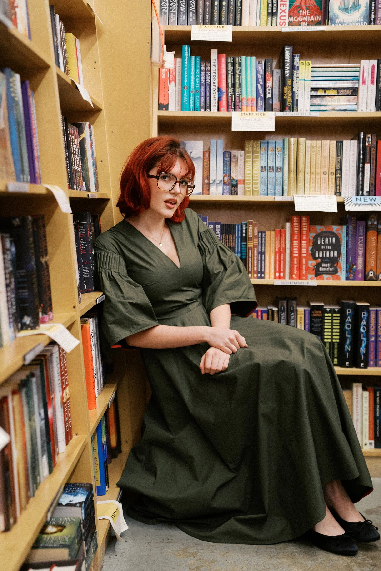 Posy-Quarterman-Portland-Senior-Portrait-Bookstore.jpg