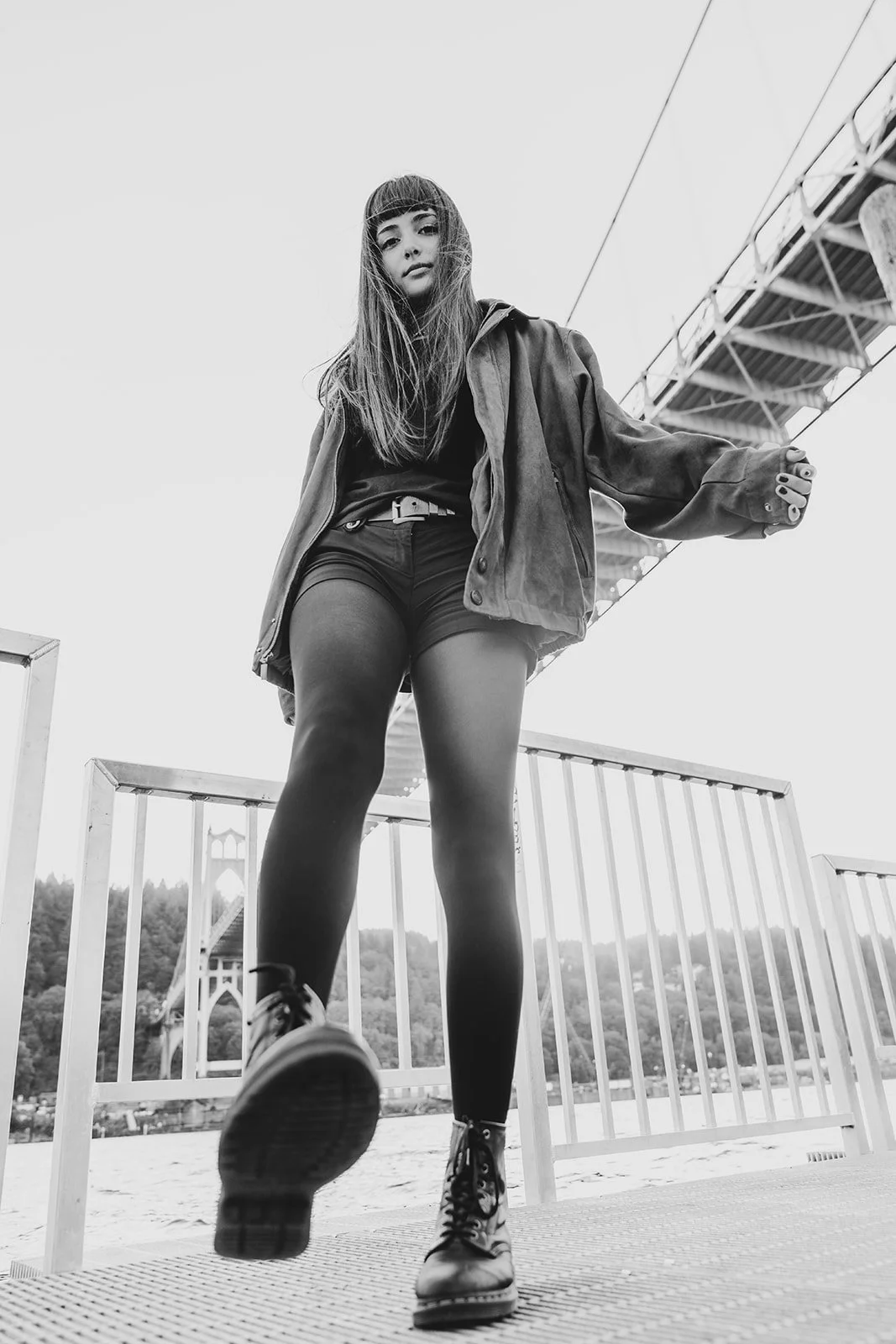 black-white-high-school-senior-photo-st-johns-bridge-portland.jpg