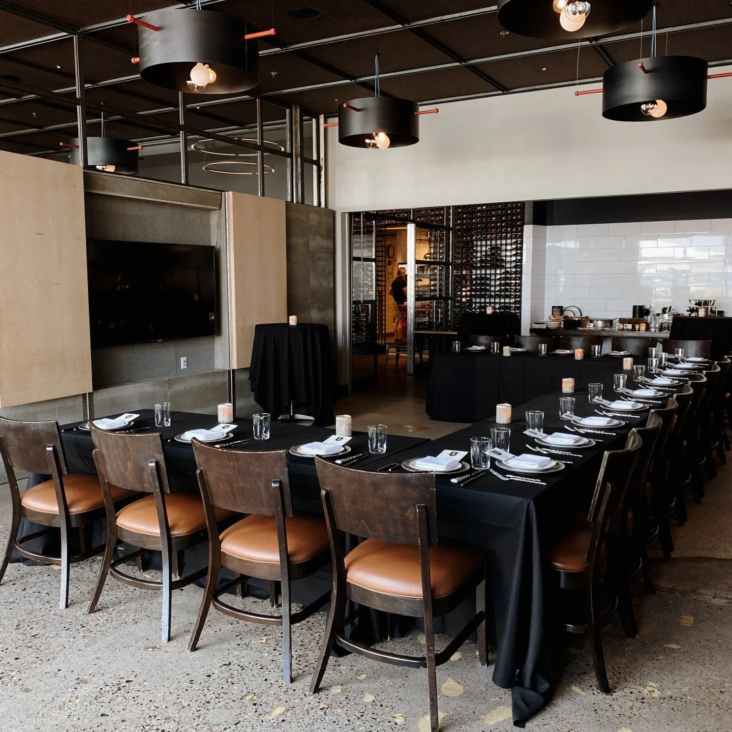 Ditch the conference room for that next big meeting. The Knotty + Revel Room is the ultimate spot for your next big presentation. 

With stunning panoramic views of Lake Minnetonka and included A/V, it&rsquo;s everything you need to impress!
 
#LakeM