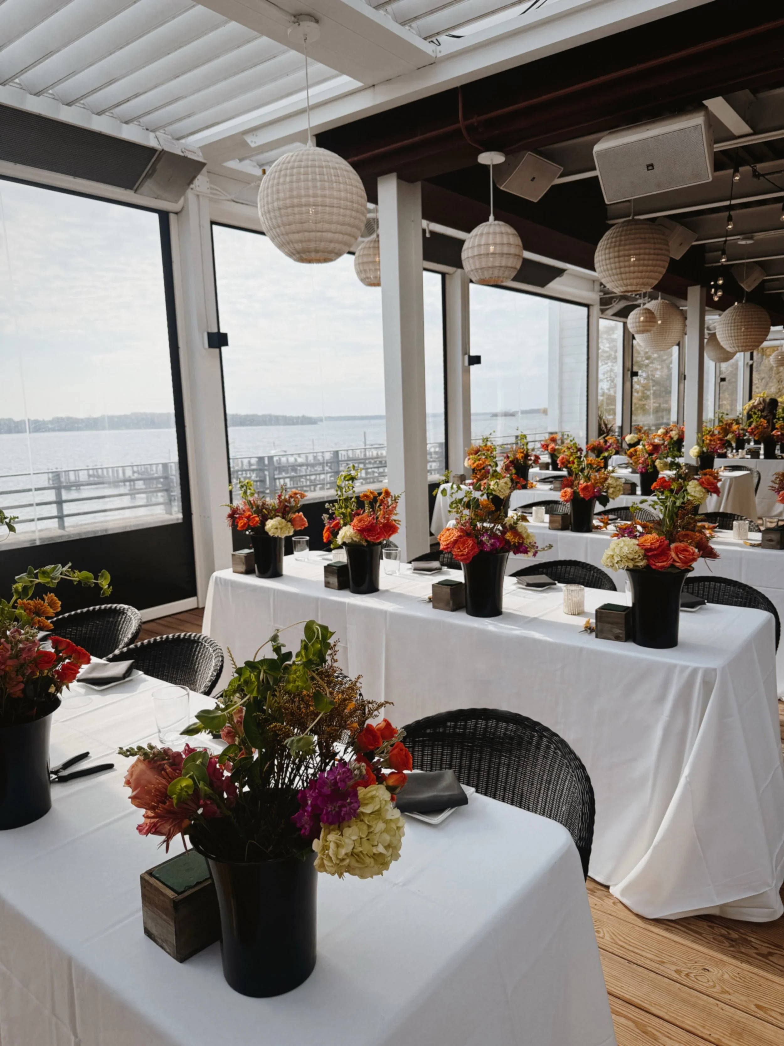 Flowers, cocktails, and a little fall magic on the rooftop! 🍂💐

Thank you to everyone who joined us for our Fall Floral Arrangement Class with @flowerbar.mpls! We loved spending the afternoon sipping seasonal cocktails, getting creative, and watchi